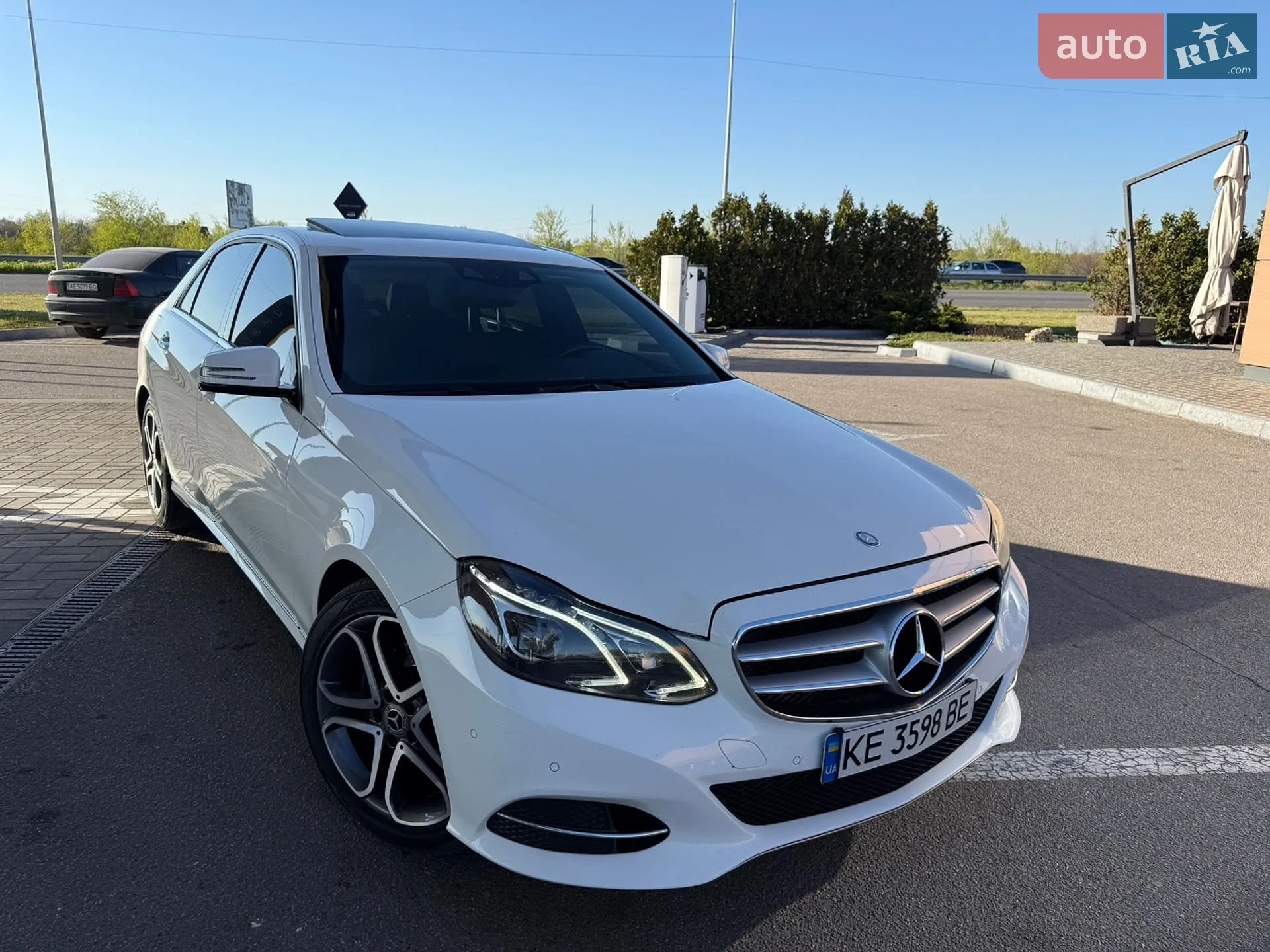 2015 Mercedes-Benz E-klasse - мініатюра 31