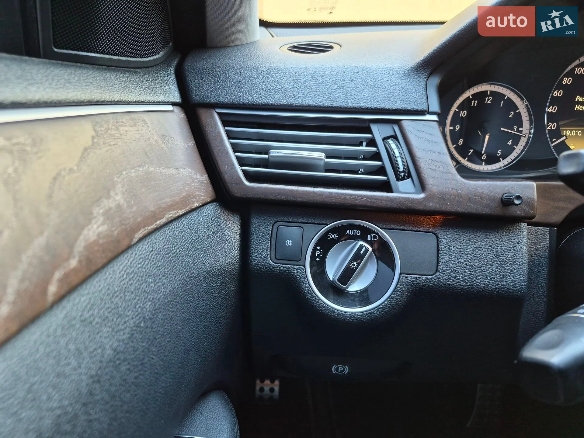 2012 Mercedes-Benz E-klasse - мініатюра 8