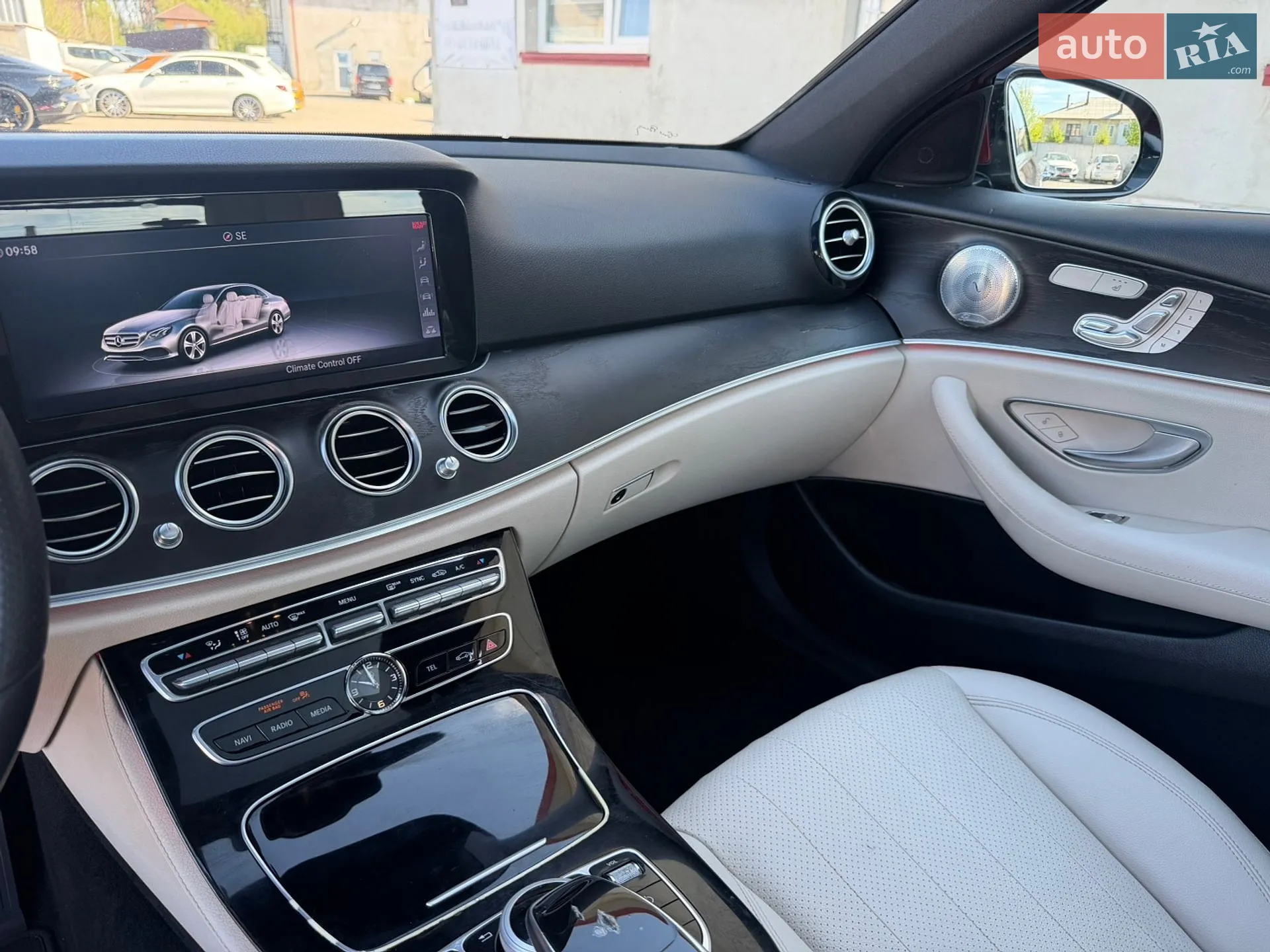 2016 Mercedes-Benz E-klasse - мініатюра 26