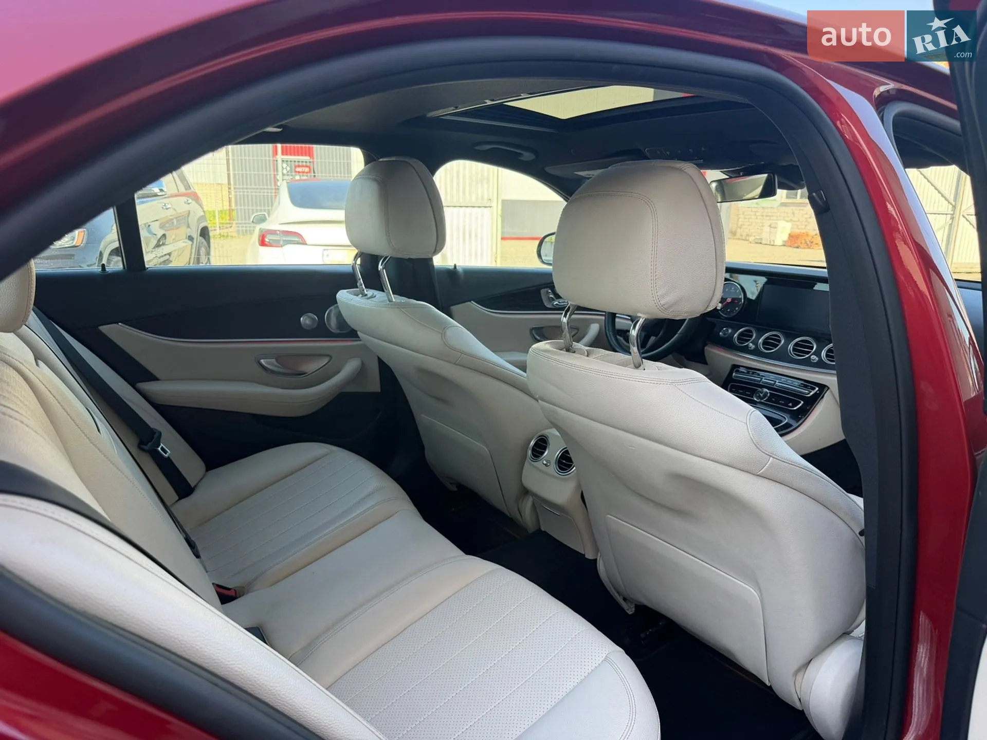 2016 Mercedes-Benz E-klasse - мініатюра 38
