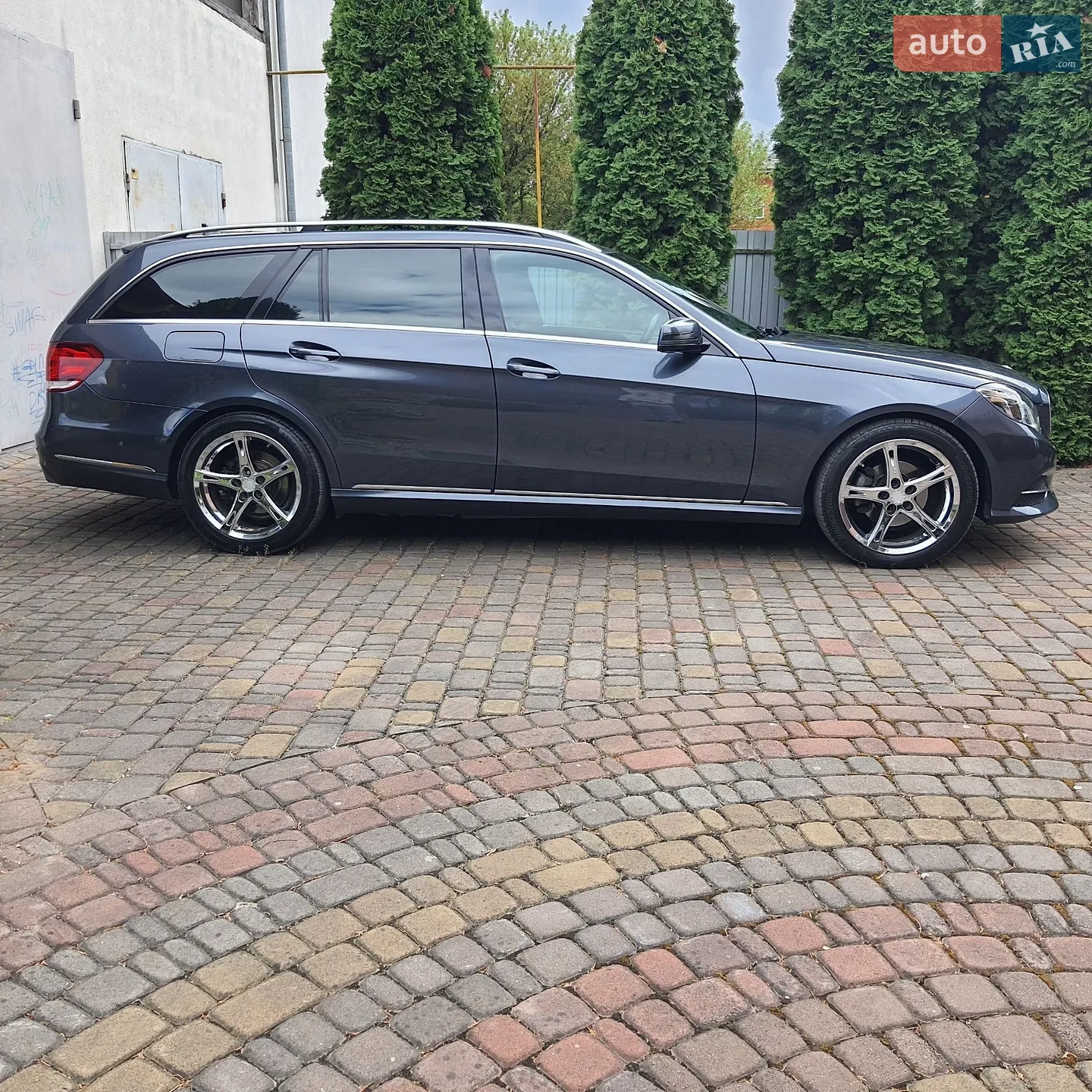 2014 Mercedes-Benz E-klasse - мініатюра 2