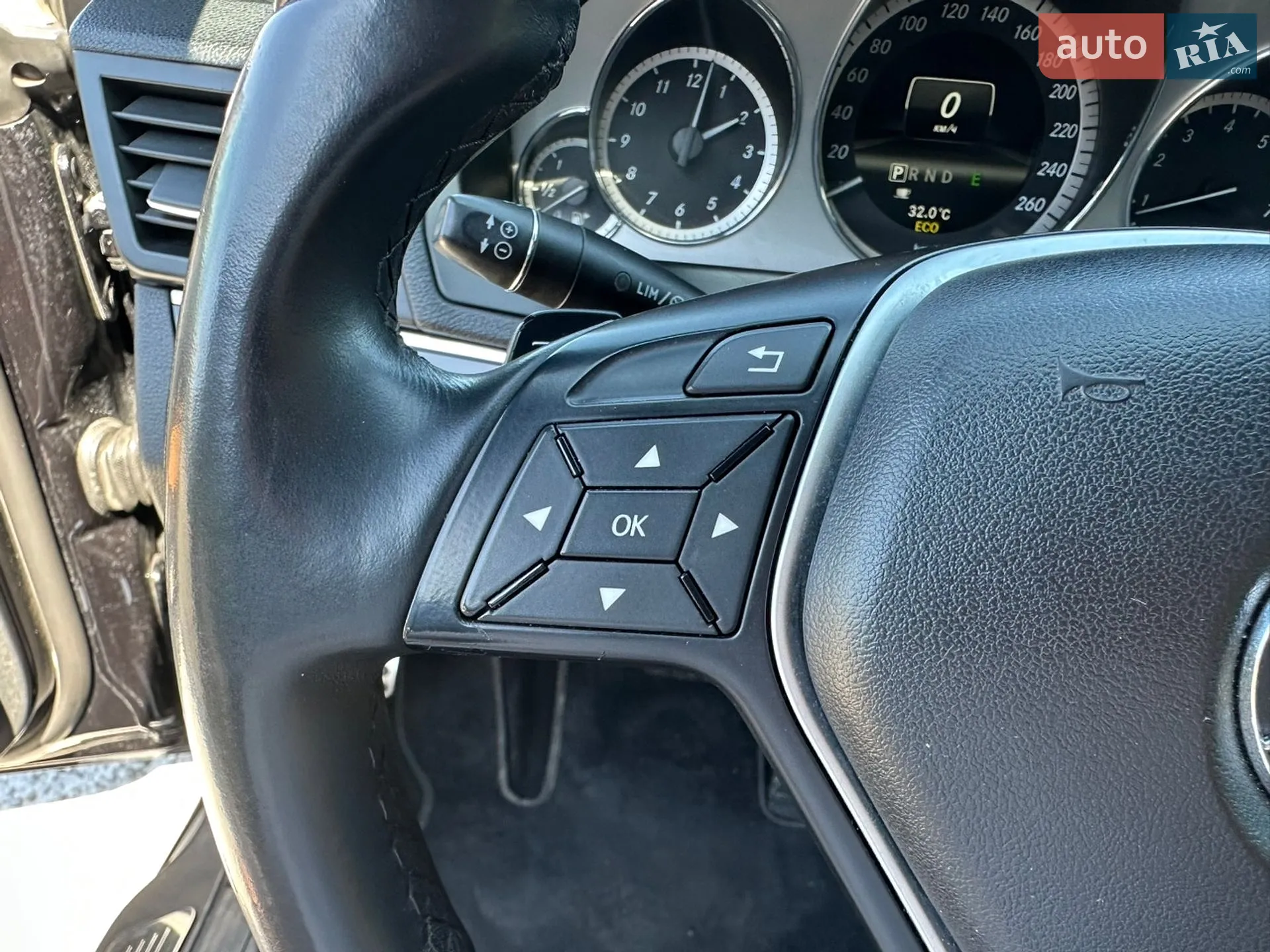 2012 Mercedes-Benz E-klasse - мініатюра 17