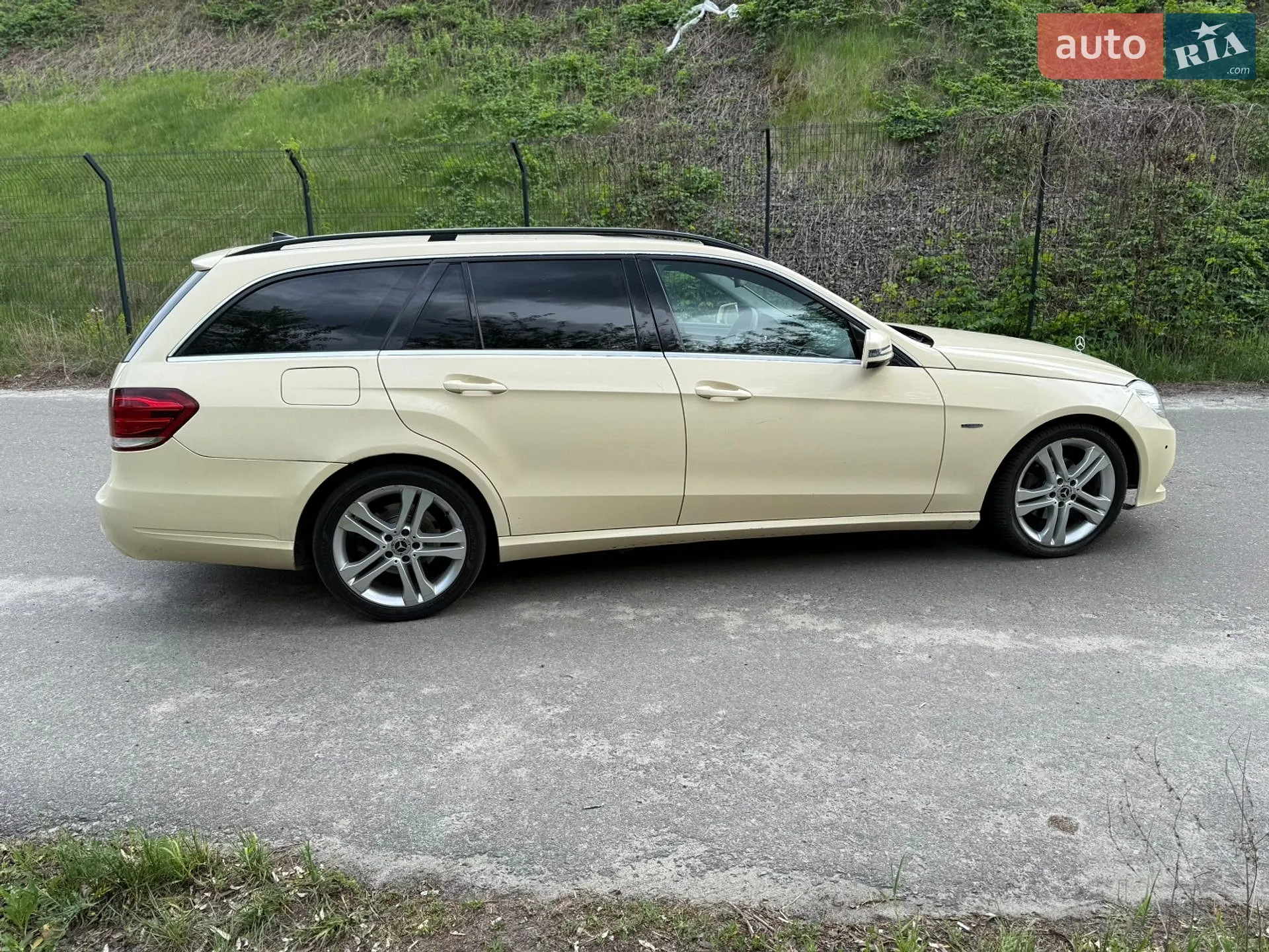 2012 Mercedes-Benz E-klasse - мініатюра 8