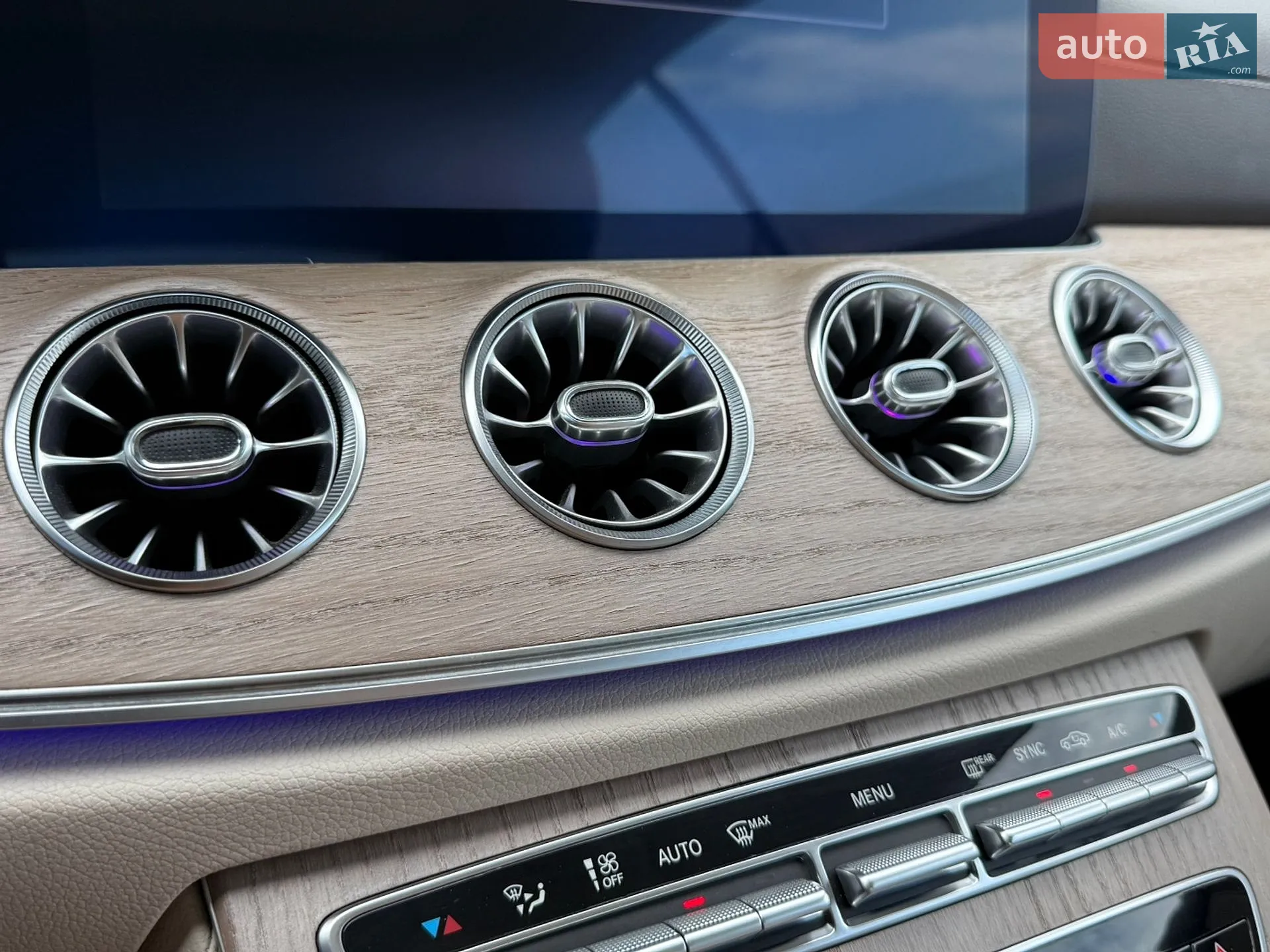2019 Mercedes-Benz E-klasse - мініатюра 30