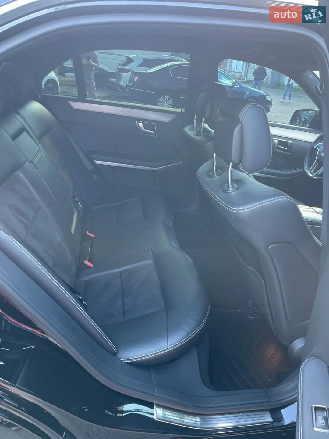 2013 Mercedes-Benz E-klasse - мініатюра 16