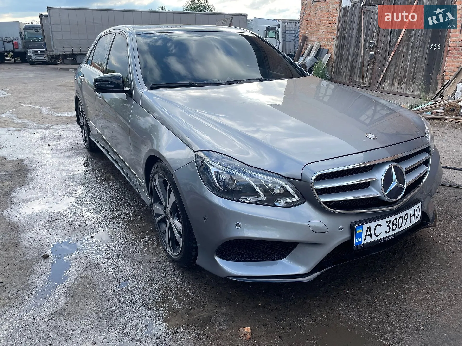 2011 Mercedes-Benz E-klasse - мініатюра 4