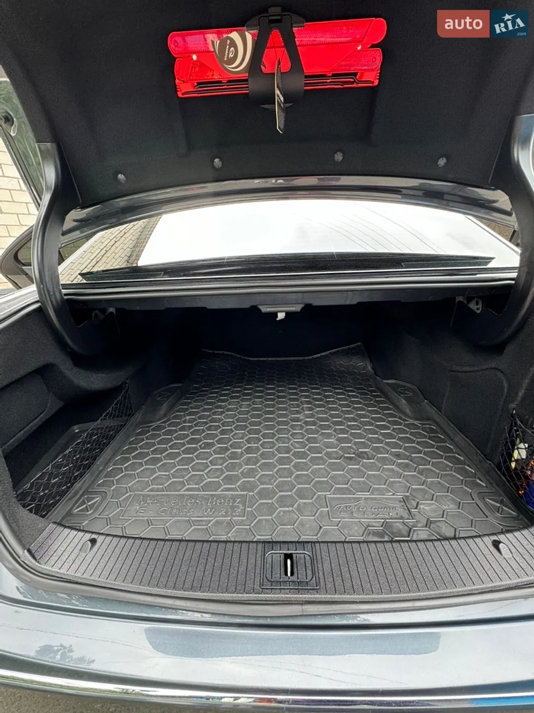2012 Mercedes-Benz E-klasse - мініатюра 26