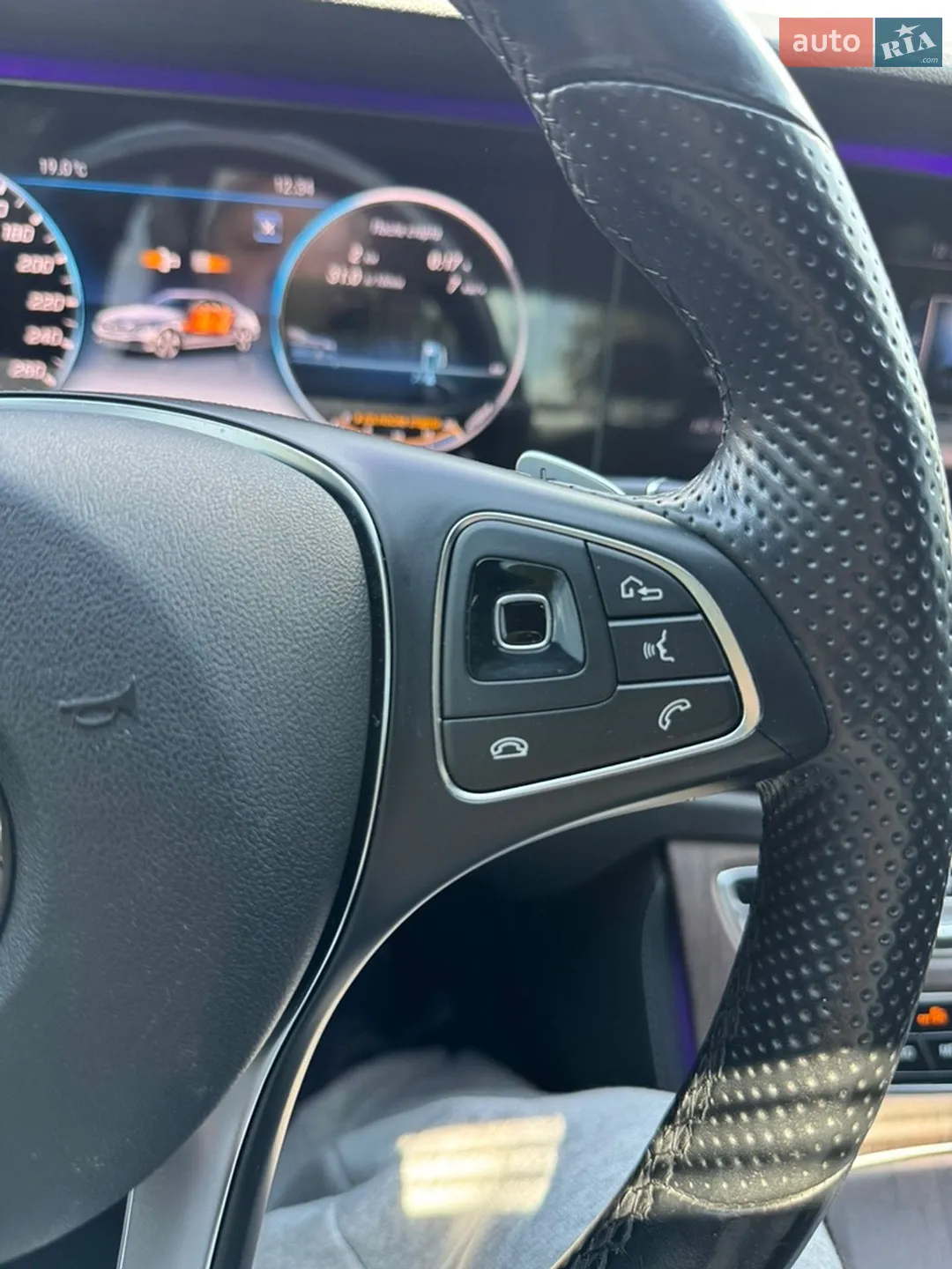 2016 Mercedes-Benz E-klasse - мініатюра 33