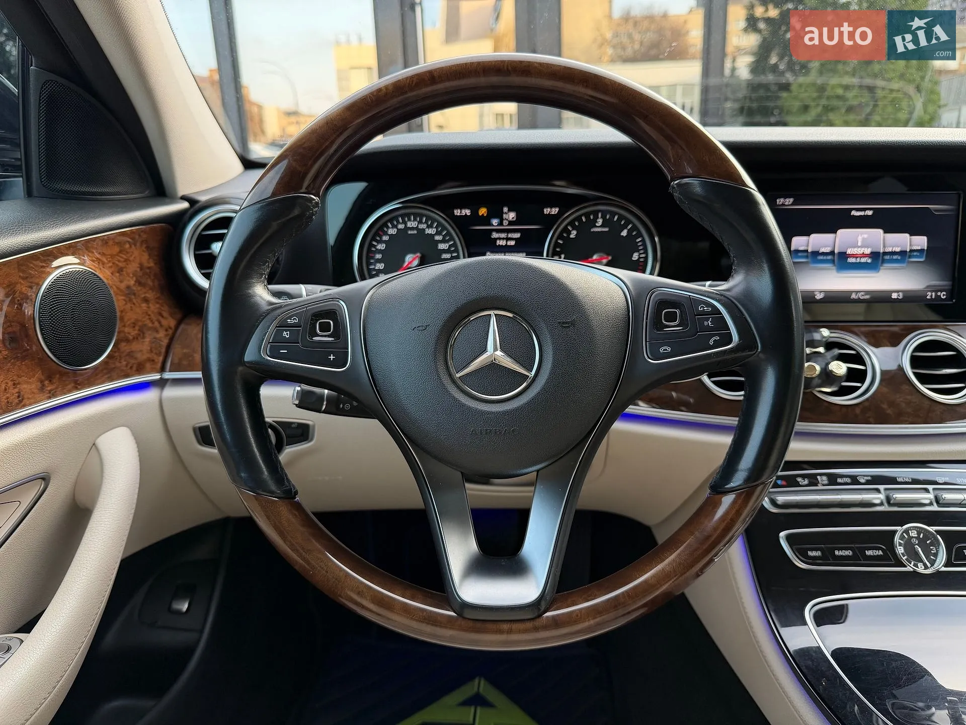 2016 Mercedes-Benz E-klasse - мініатюра 36