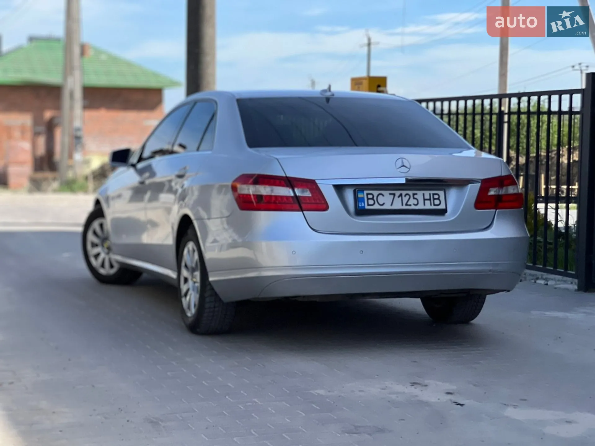 2013 Mercedes-Benz E-klasse - мініатюра 10