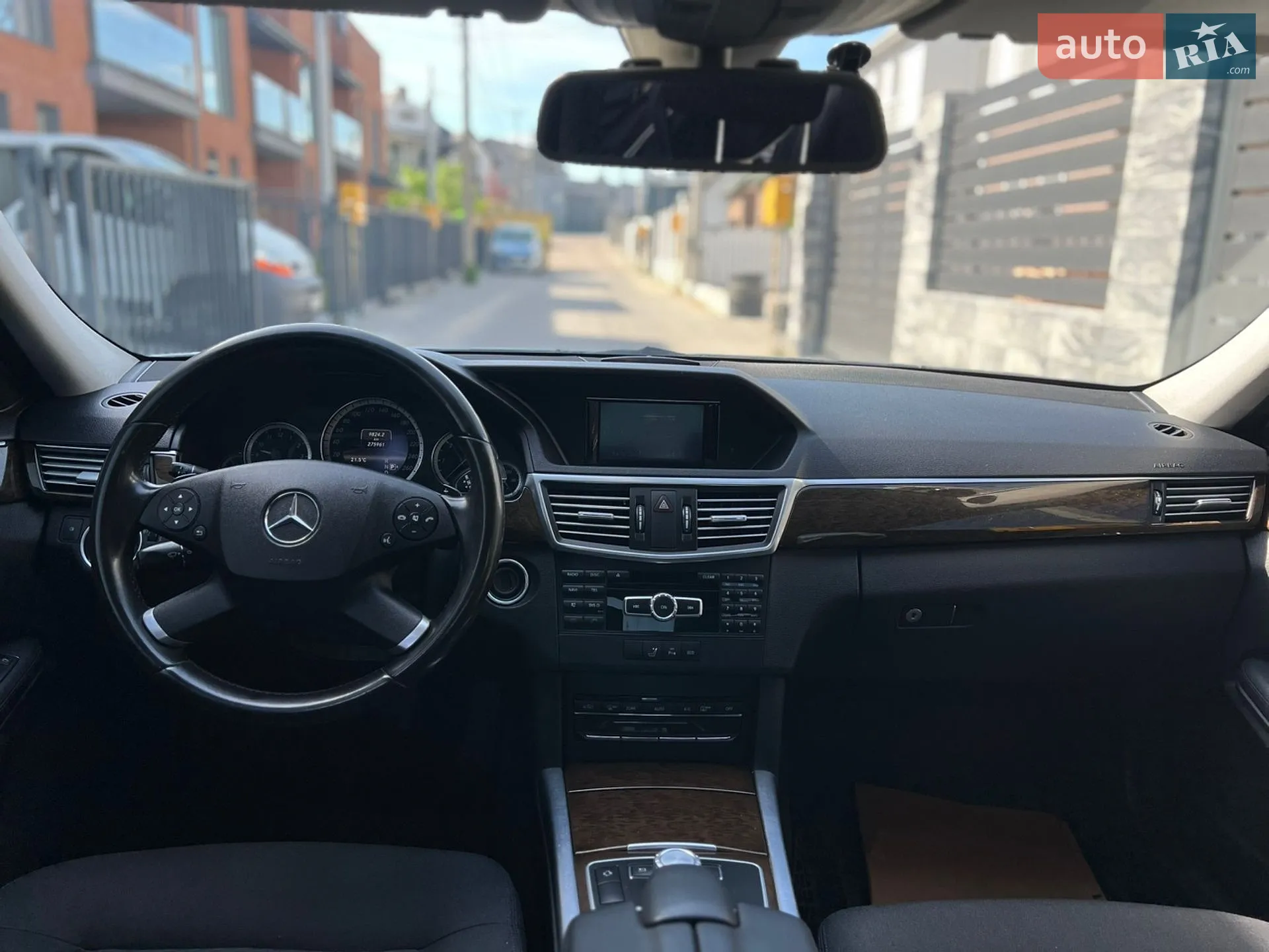 2013 Mercedes-Benz E-klasse - мініатюра 49