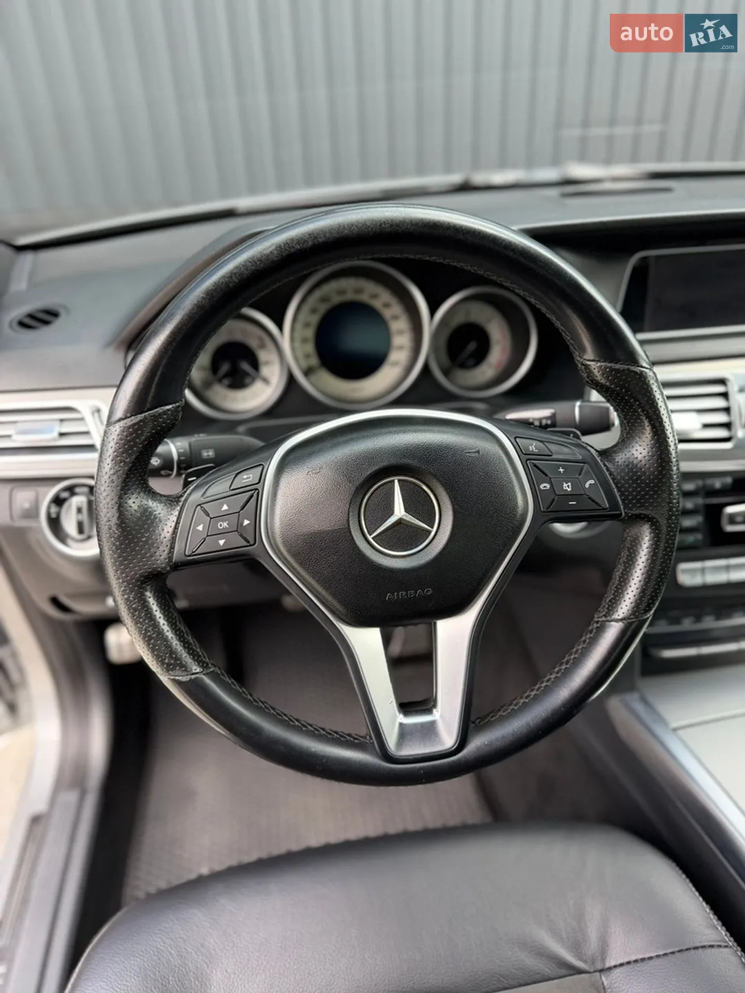 2014 Mercedes-Benz E-klasse - мініатюра 38
