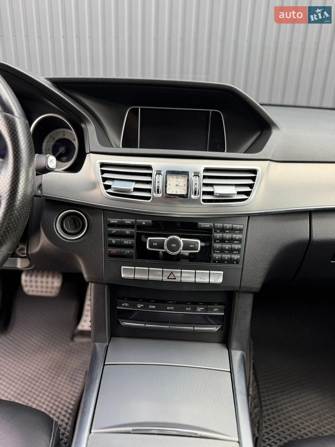 2014 Mercedes-Benz E-klasse - мініатюра 42