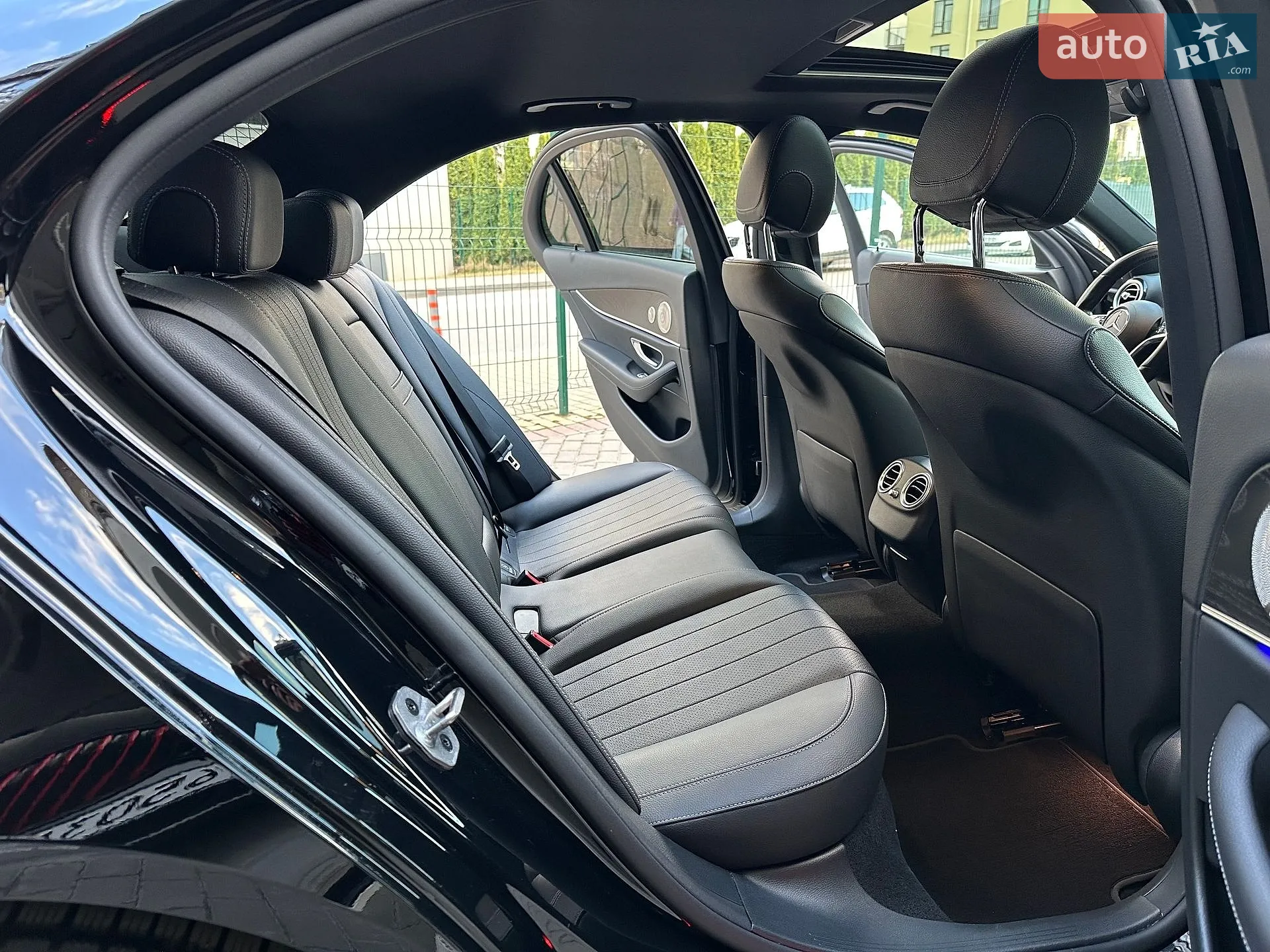 2022 Mercedes-Benz E-klasse - мініатюра 34