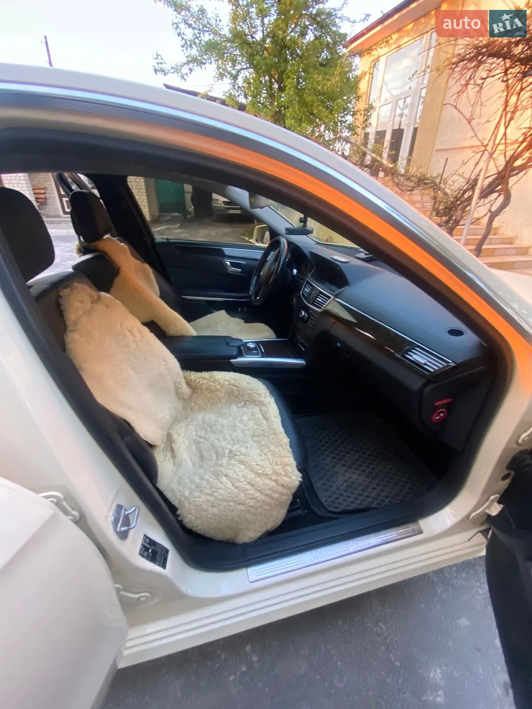 2012 Mercedes-Benz E-klasse - мініатюра 13