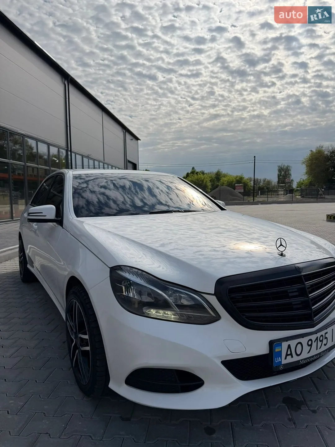 2013 Mercedes-Benz E-klasse - мініатюра 17
