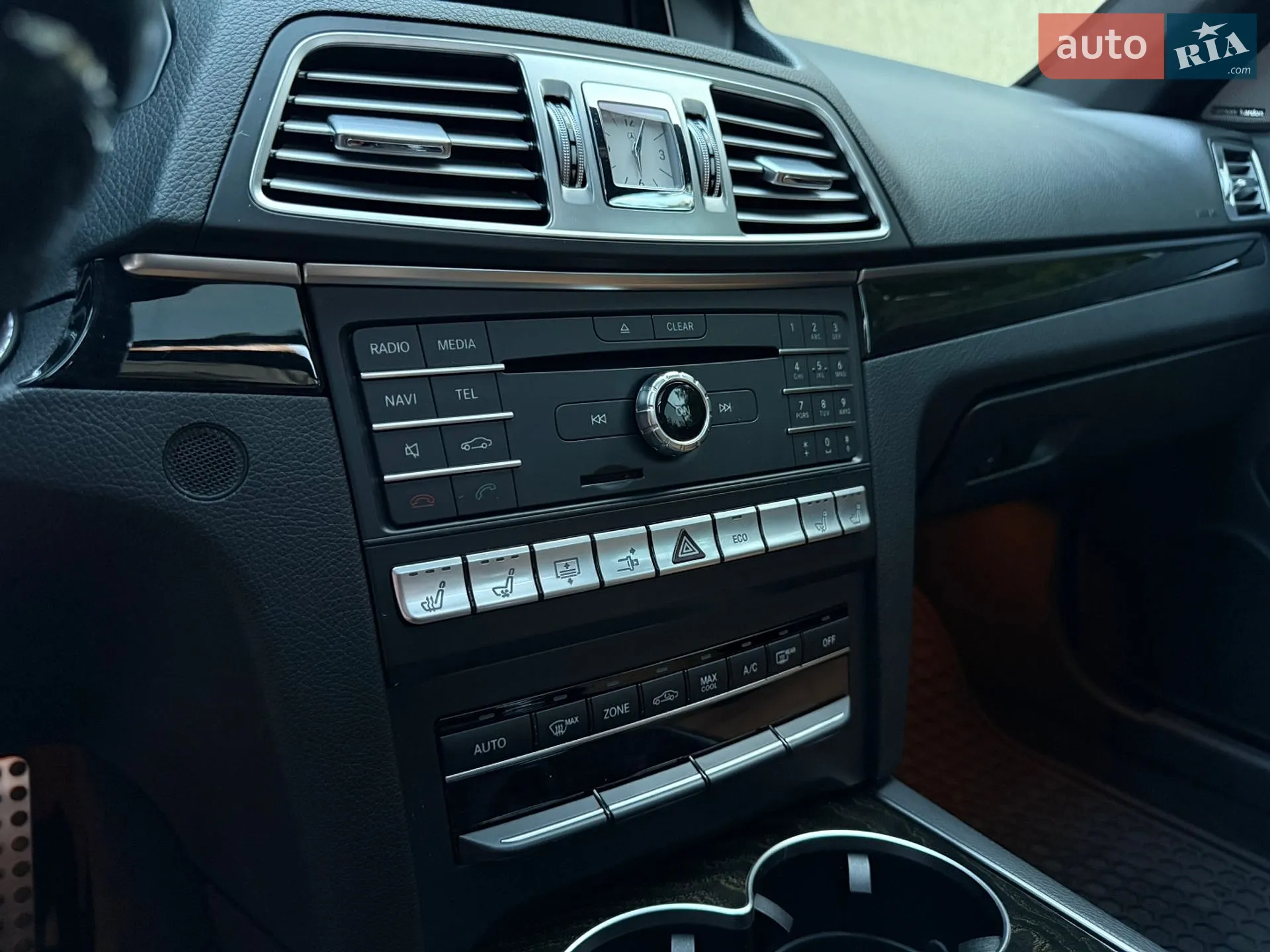 2015 Mercedes-Benz E-klasse - мініатюра 29