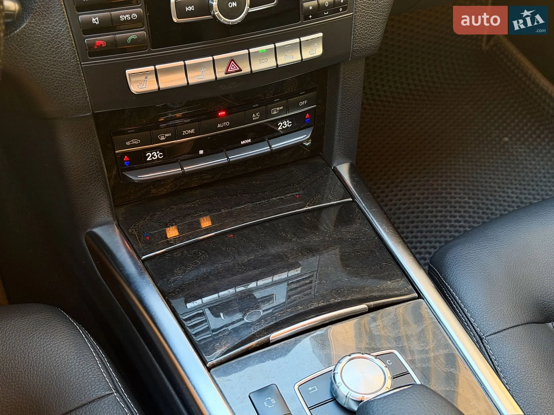 2013 Mercedes-Benz E-klasse - мініатюра 21