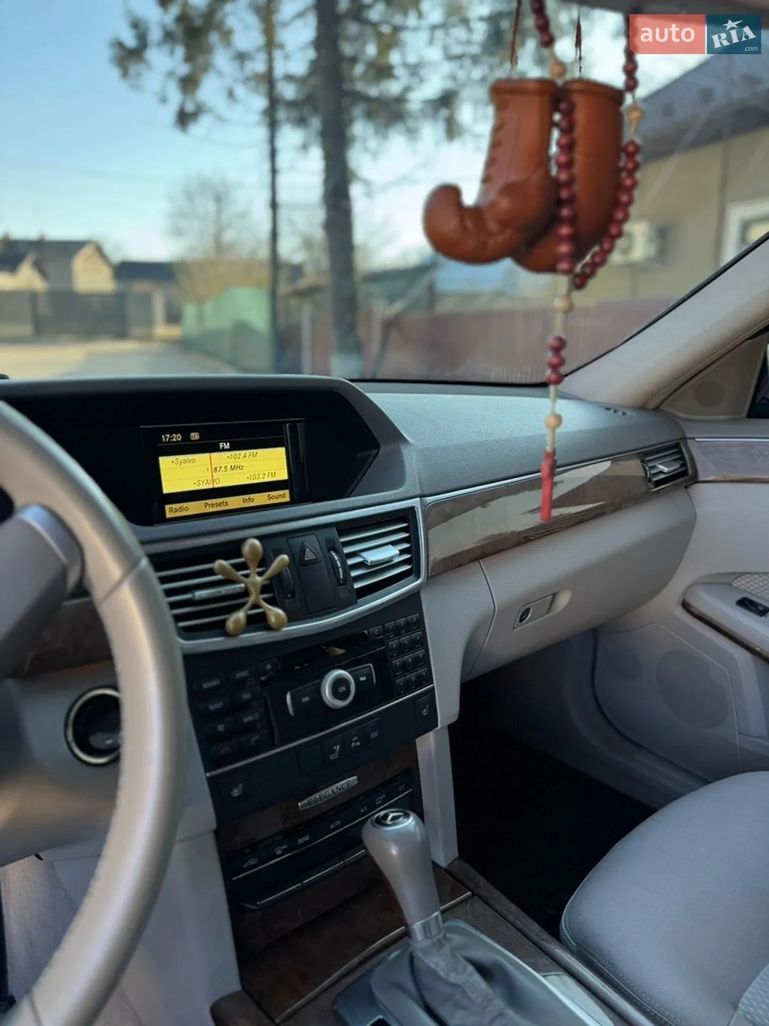 2011 Mercedes-Benz E-klasse - мініатюра 30
