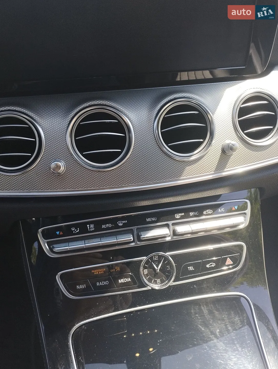 2016 Mercedes-Benz E-klasse - мініатюра 31