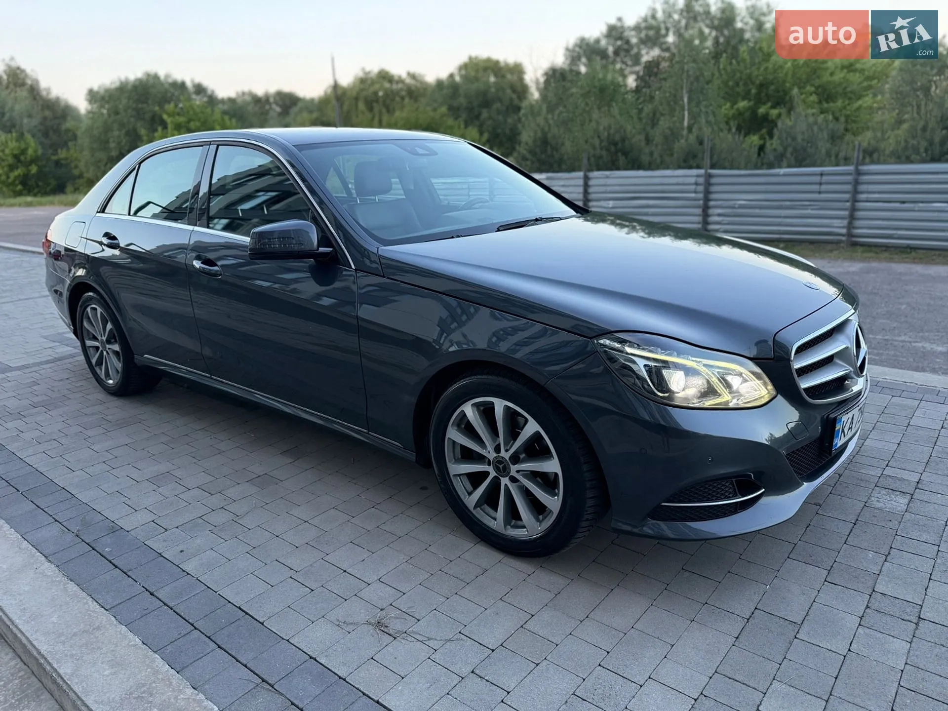 2013 Mercedes-Benz E-klasse - мініатюра 5