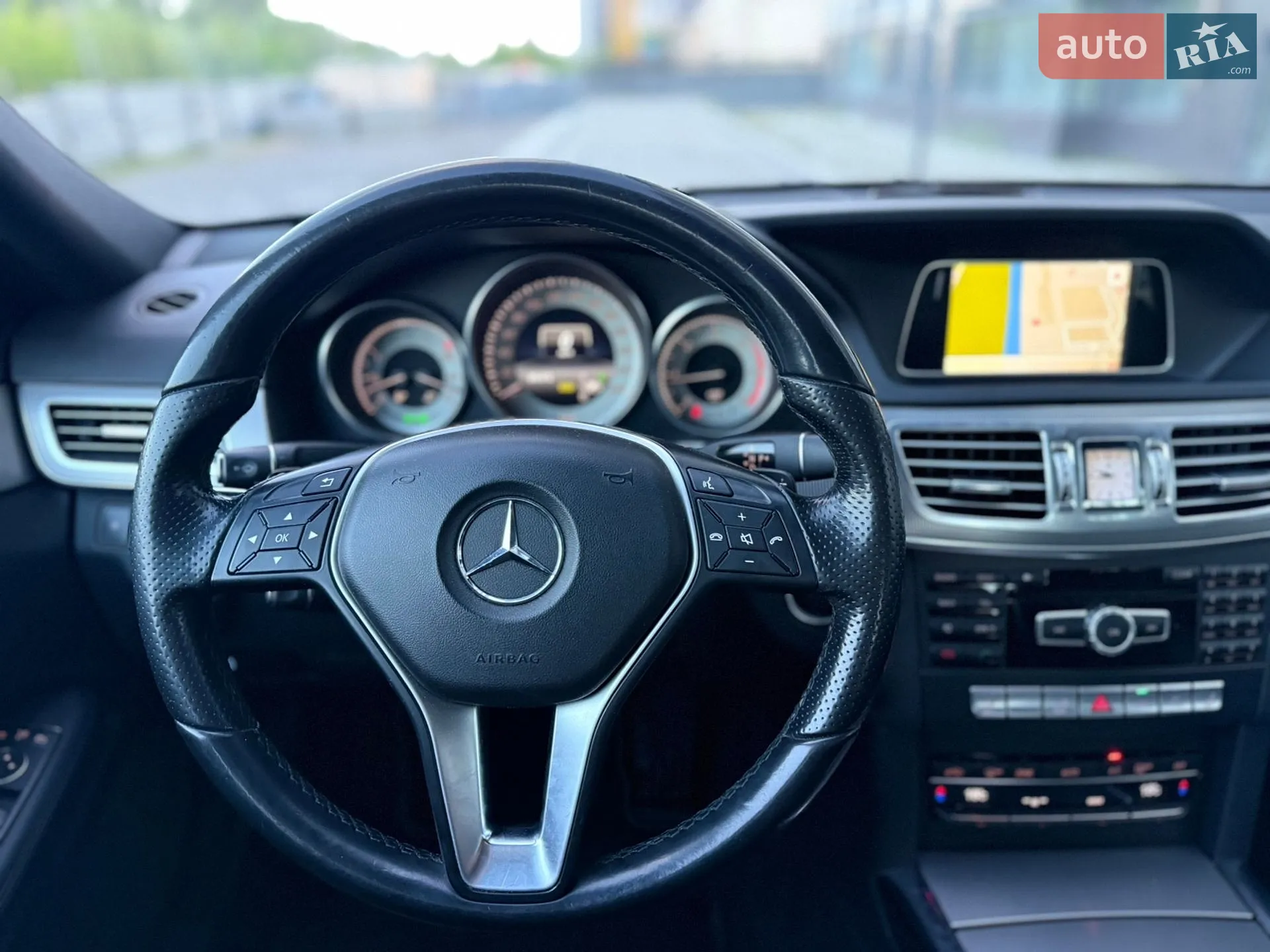 2013 Mercedes-Benz E-klasse - мініатюра 38