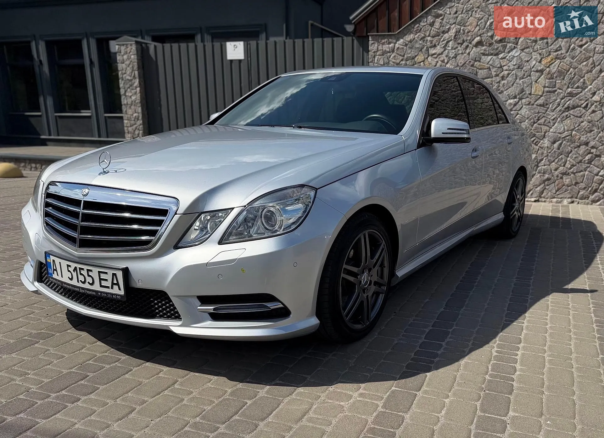 2013 Mercedes-Benz E-klasse - мініатюра 24