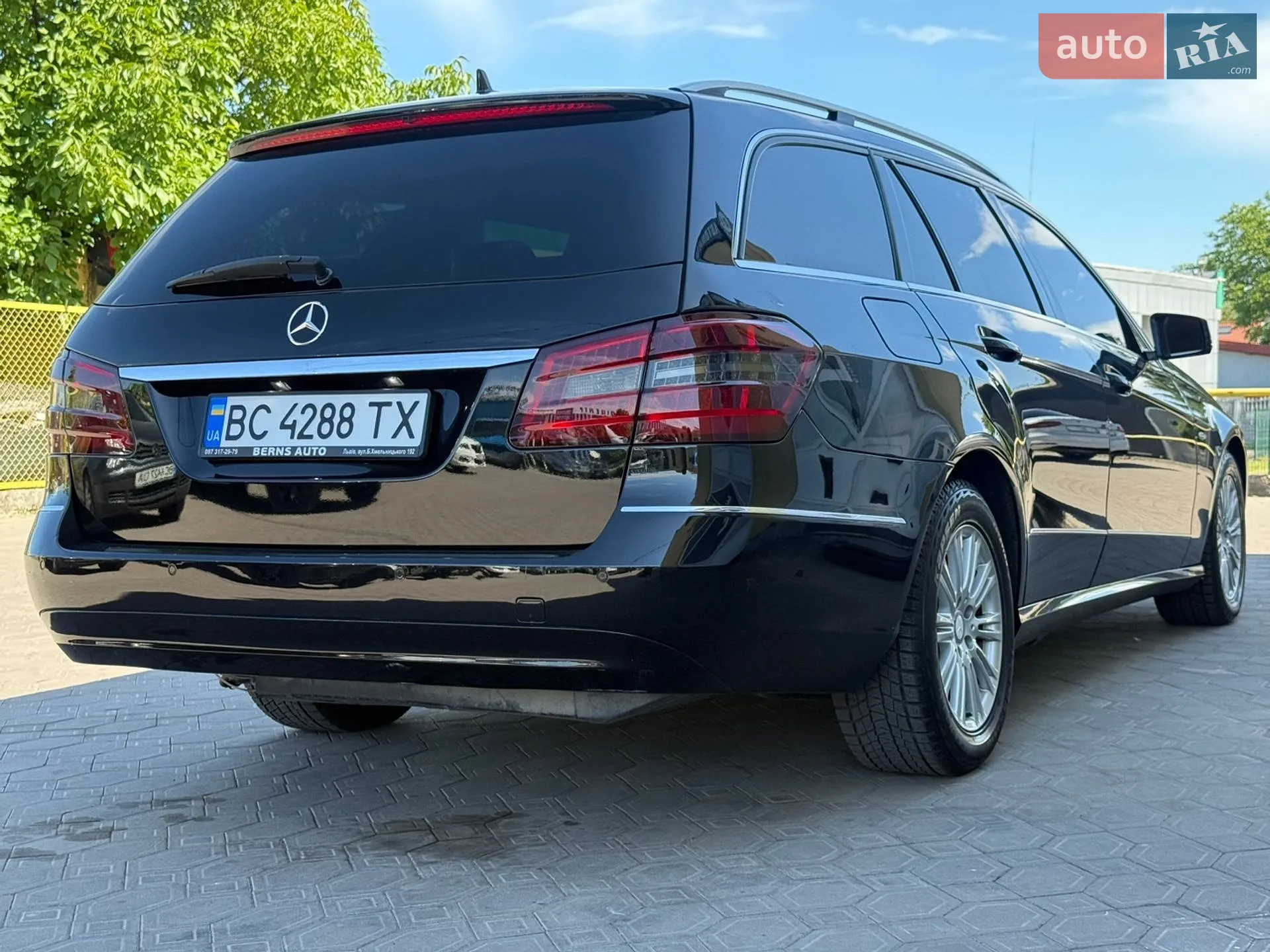 2011 Mercedes-Benz E-klasse - мініатюра 10