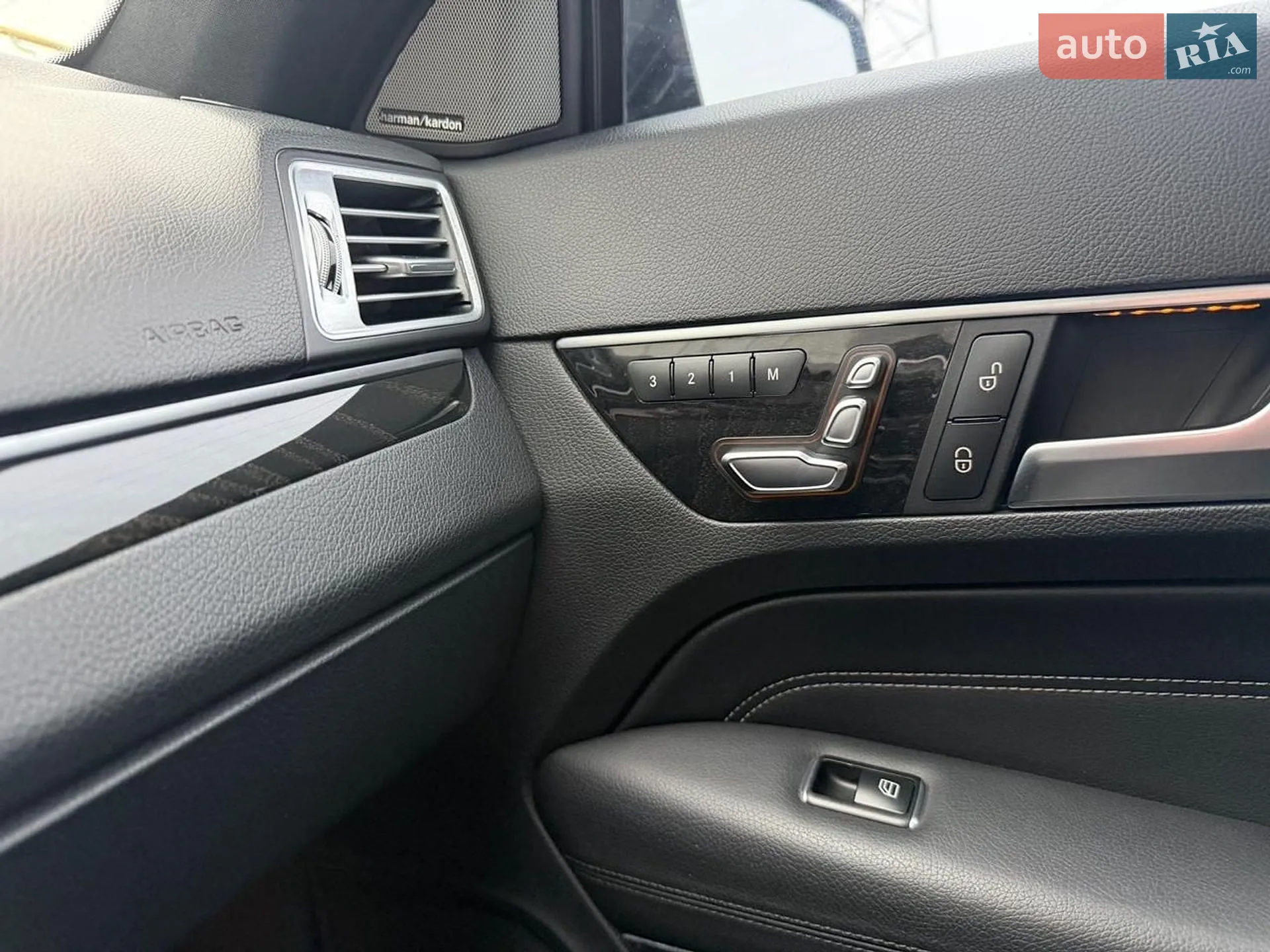 2015 Mercedes-Benz E-klasse - мініатюра 21