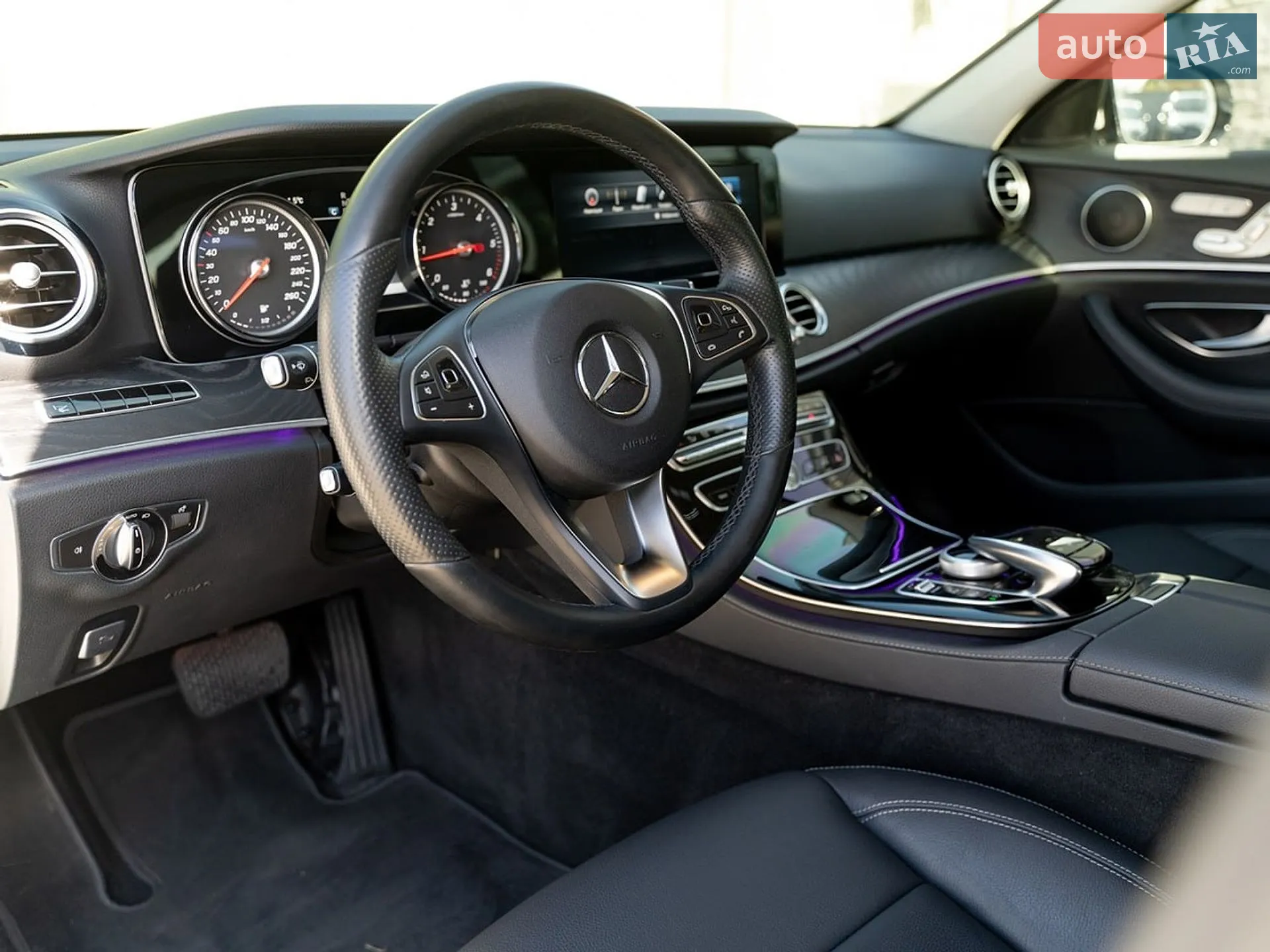 2016 Mercedes-Benz E-klasse - мініатюра 21