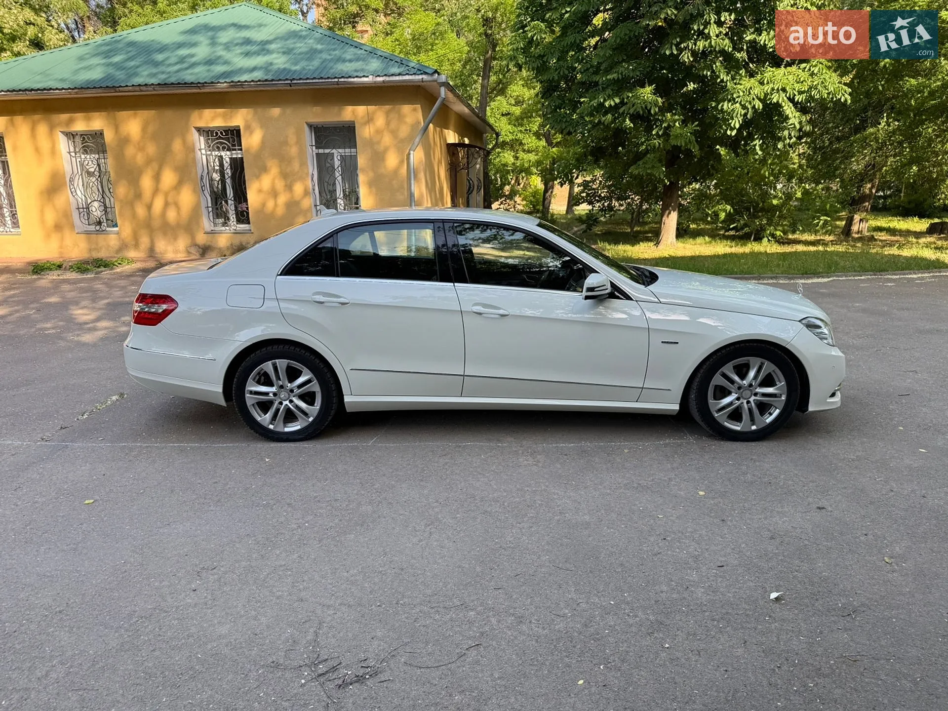 2011 Mercedes-Benz E-klasse - мініатюра 17