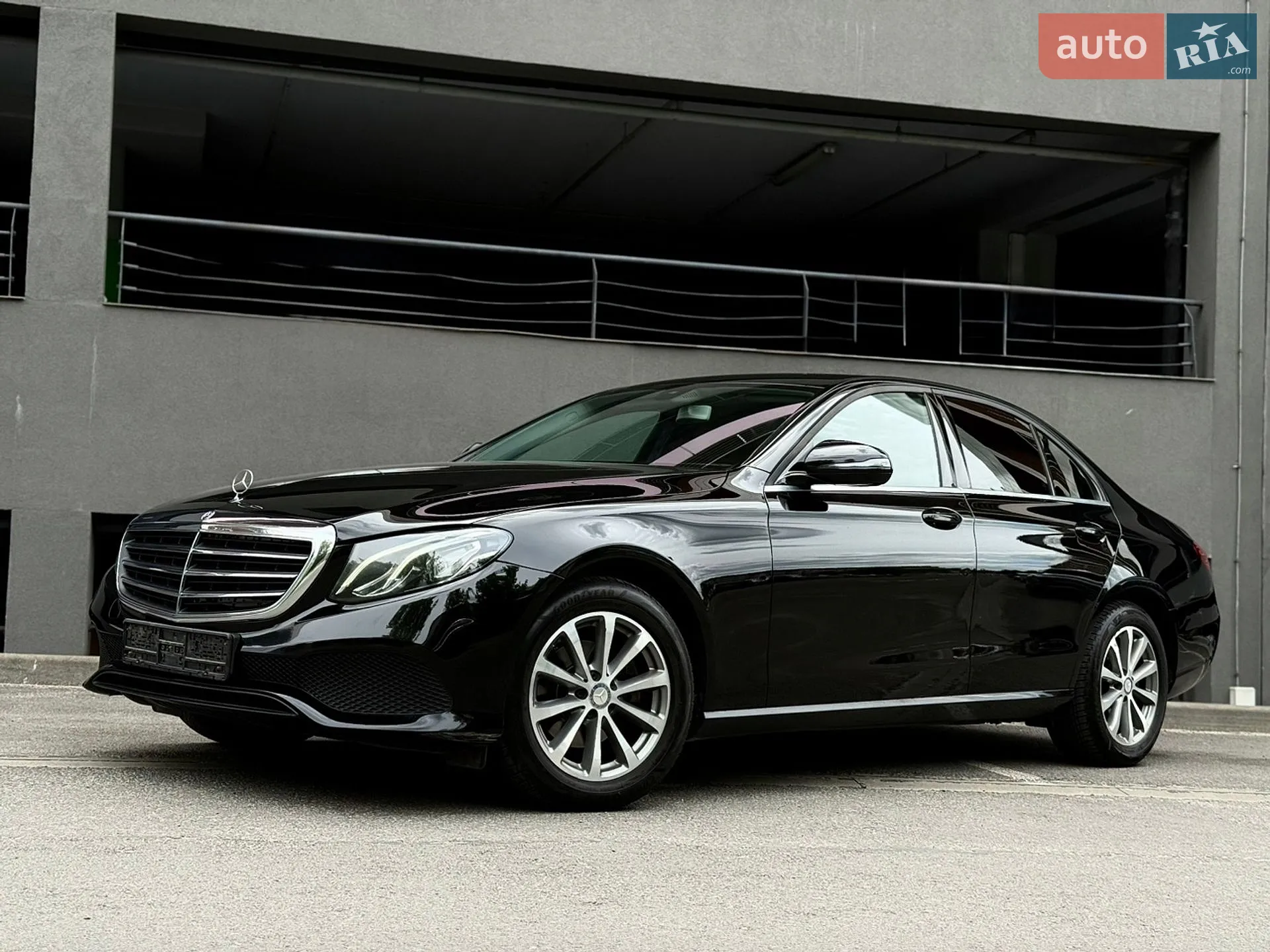2016 Mercedes-Benz E-klasse - мініатюра 5