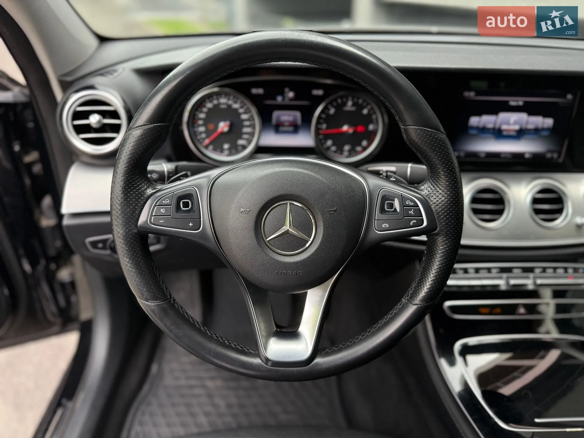 2016 Mercedes-Benz E-klasse - мініатюра 30