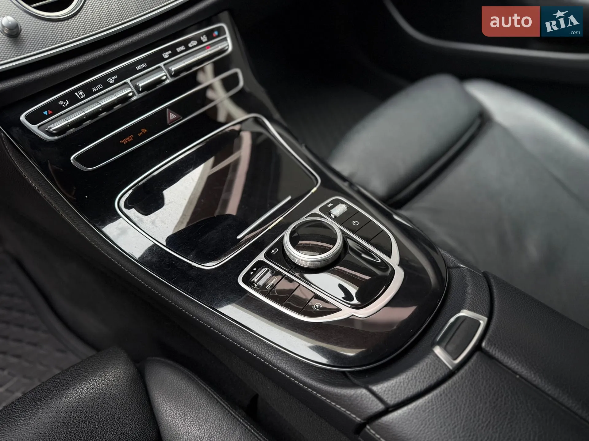 2016 Mercedes-Benz E-klasse - мініатюра 33