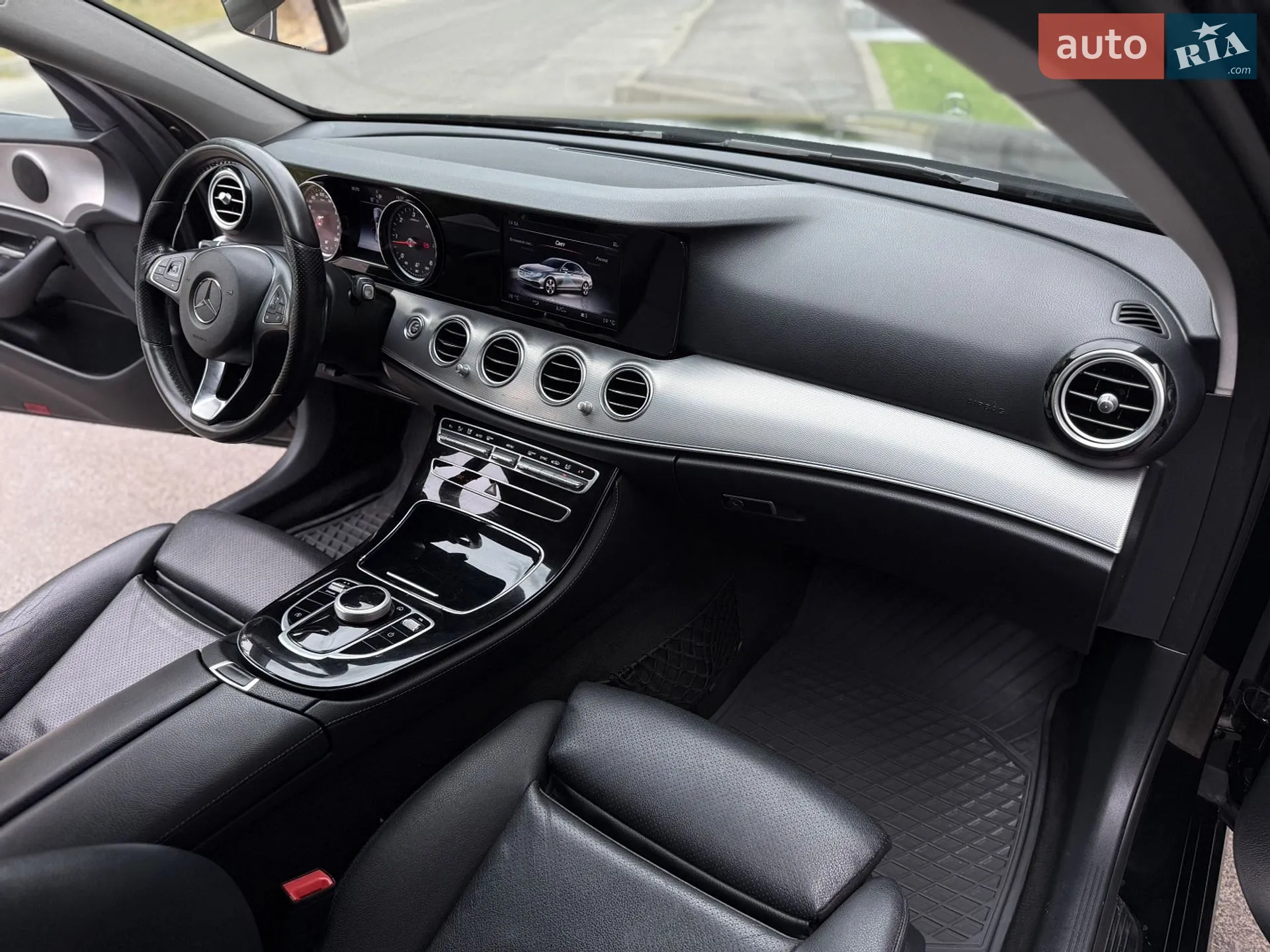 2016 Mercedes-Benz E-klasse - мініатюра 51