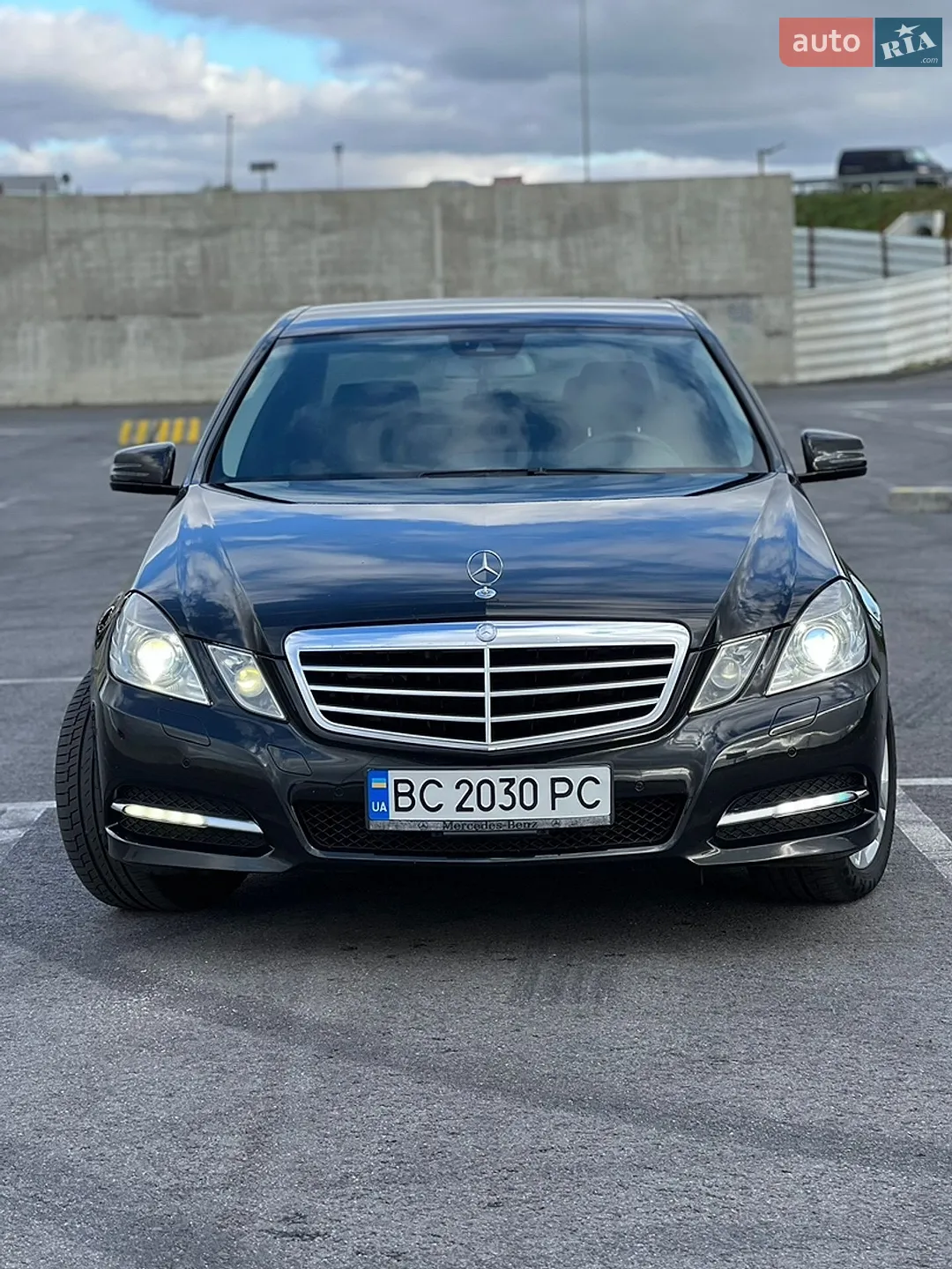 2011 Mercedes-Benz E-klasse - мініатюра 2