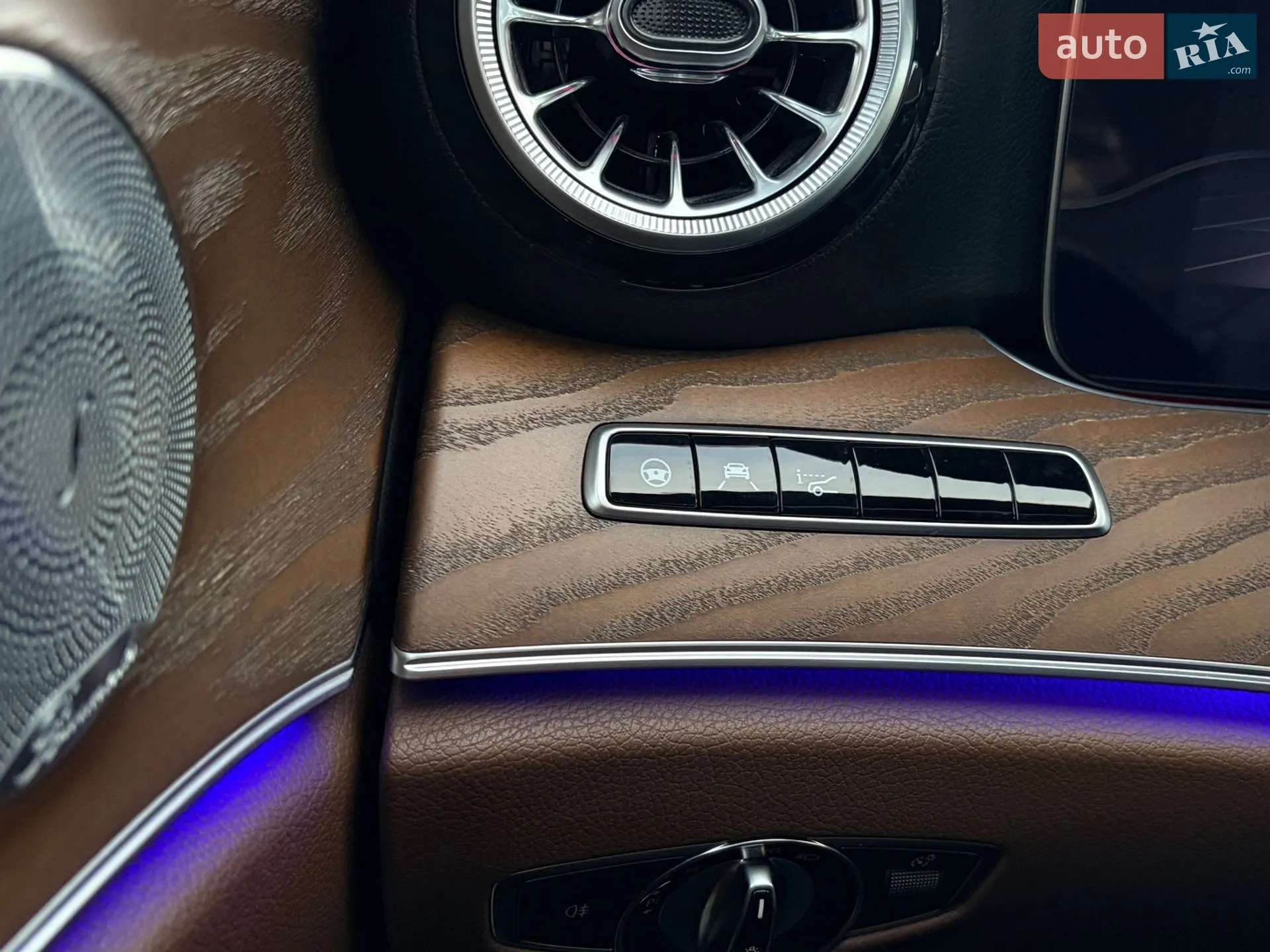 2016 Mercedes-Benz E-klasse - мініатюра 19