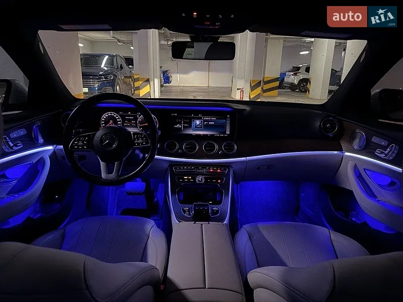 Mercedes-Benz E-Class 2019 VIN WDDZF8EB3LA699420 фото оголошення 8 з 71