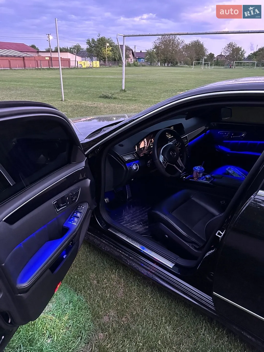 2011 Mercedes-Benz E-klasse - мініатюра 4