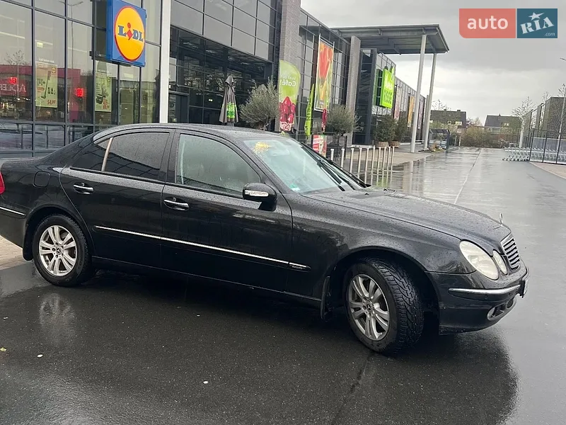 Mercedes-Benz E-Class 2005 VIN WDB2110421A749534 фото оголошення 24 з 54