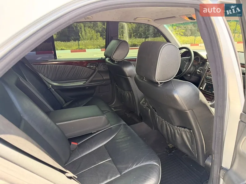 Mercedes-Benz E-Class 2001 VIN WDB2100481B379519 фото оголошення 41 з 78