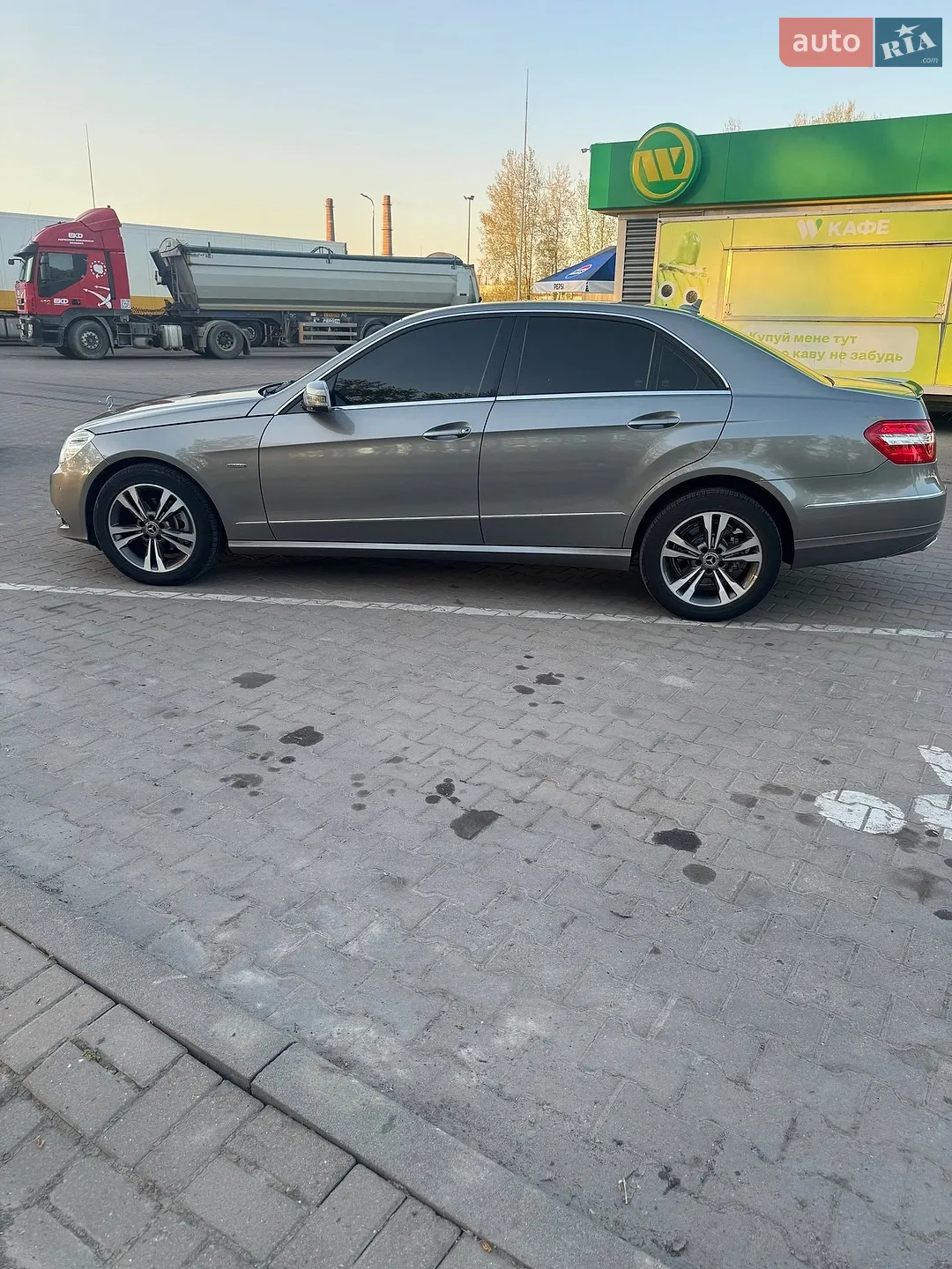 2011 Mercedes-Benz E-klasse - мініатюра 5