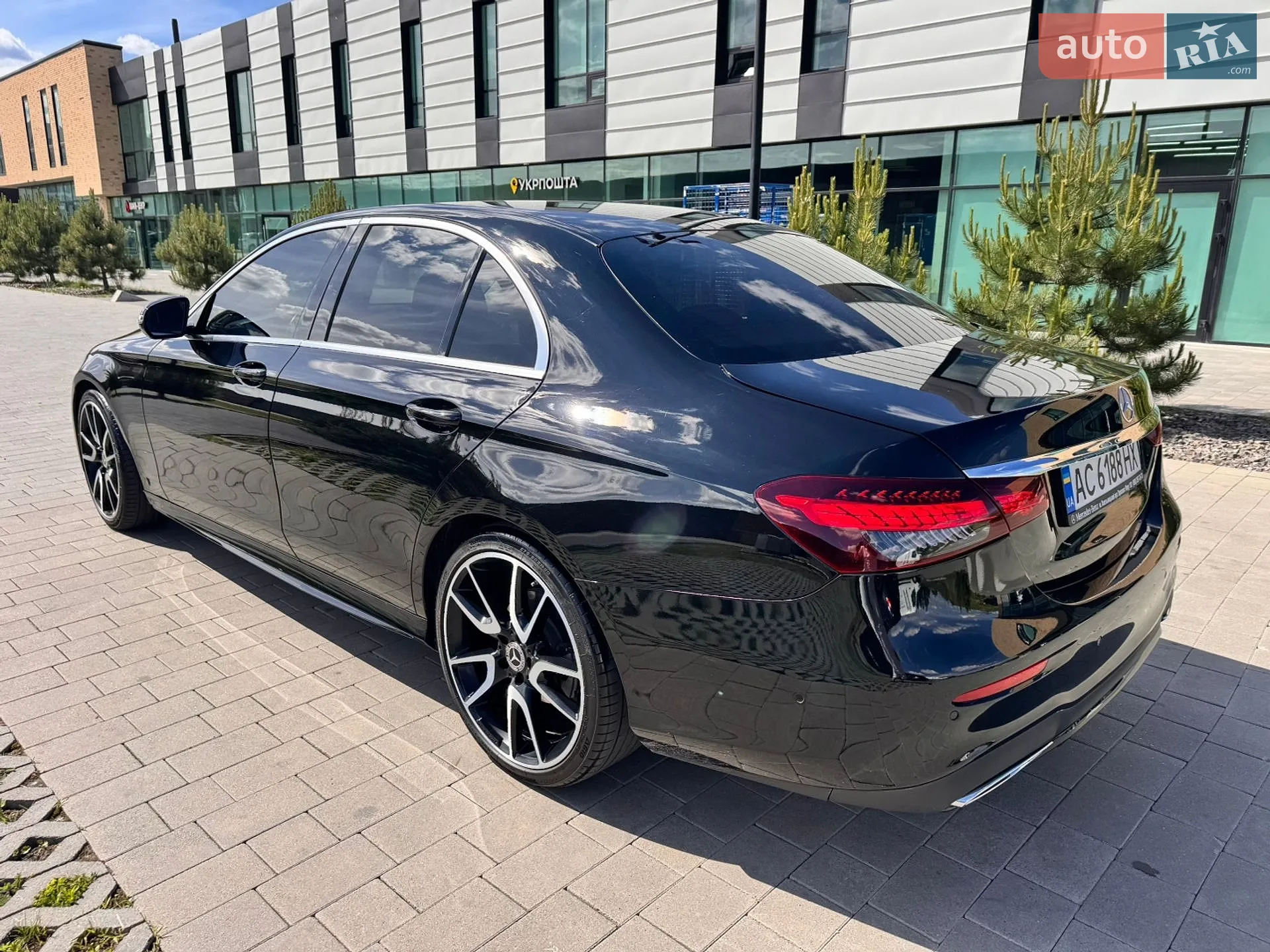 2021 Mercedes-Benz E-klasse - мініатюра 3