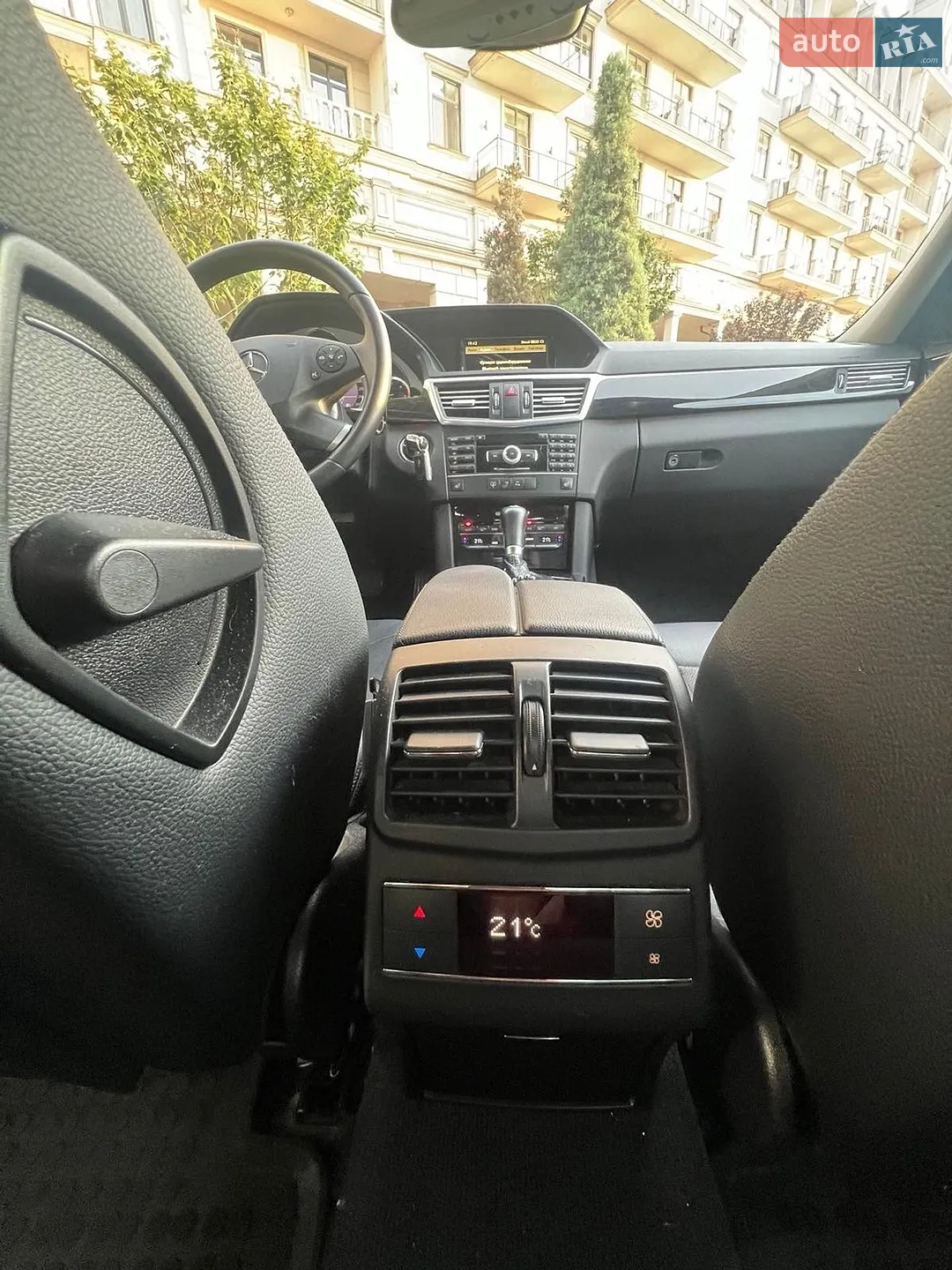 2010 Mercedes-Benz E-klasse - мініатюра 15