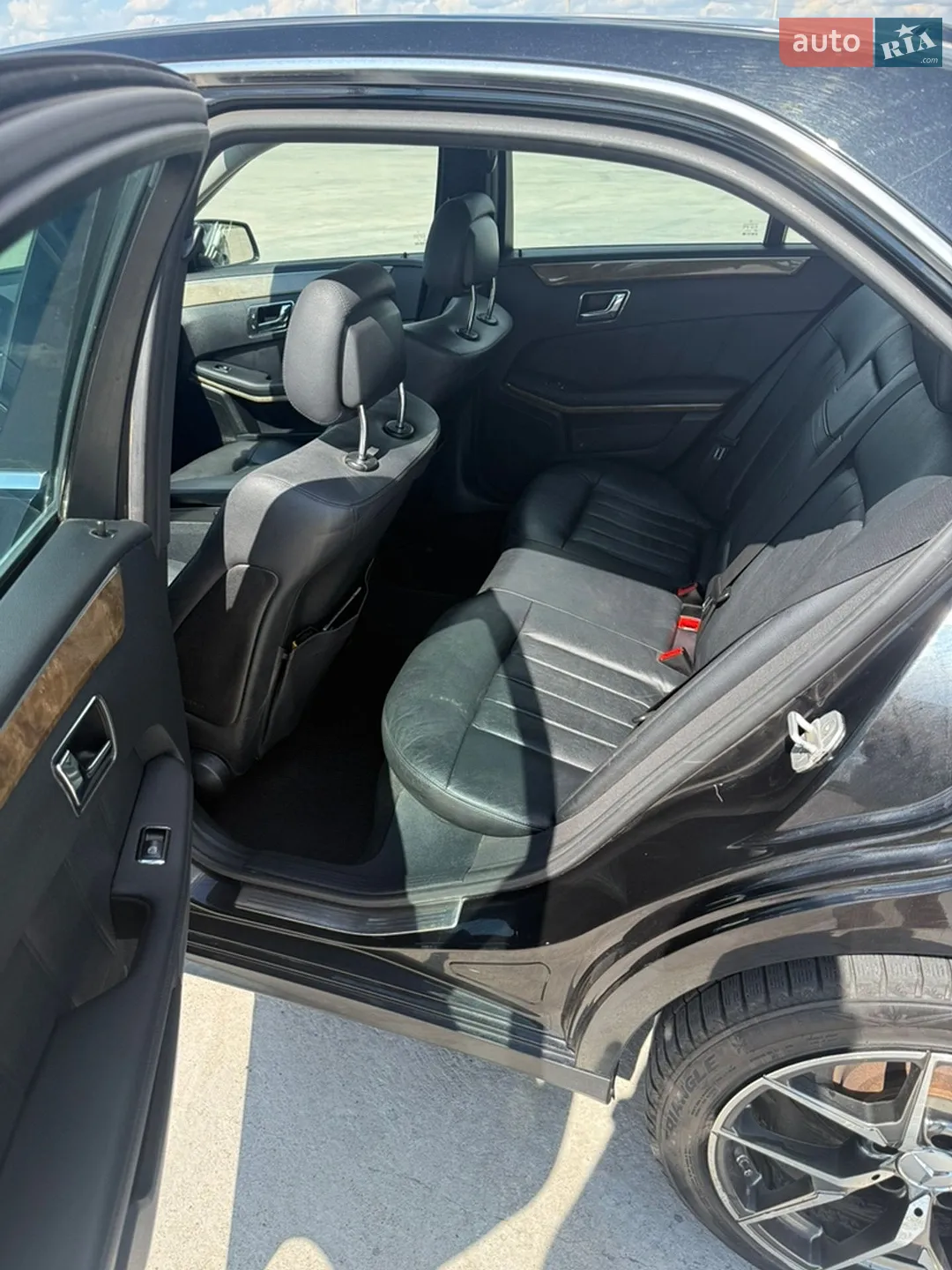 2010 Mercedes-Benz E-klasse - мініатюра 8