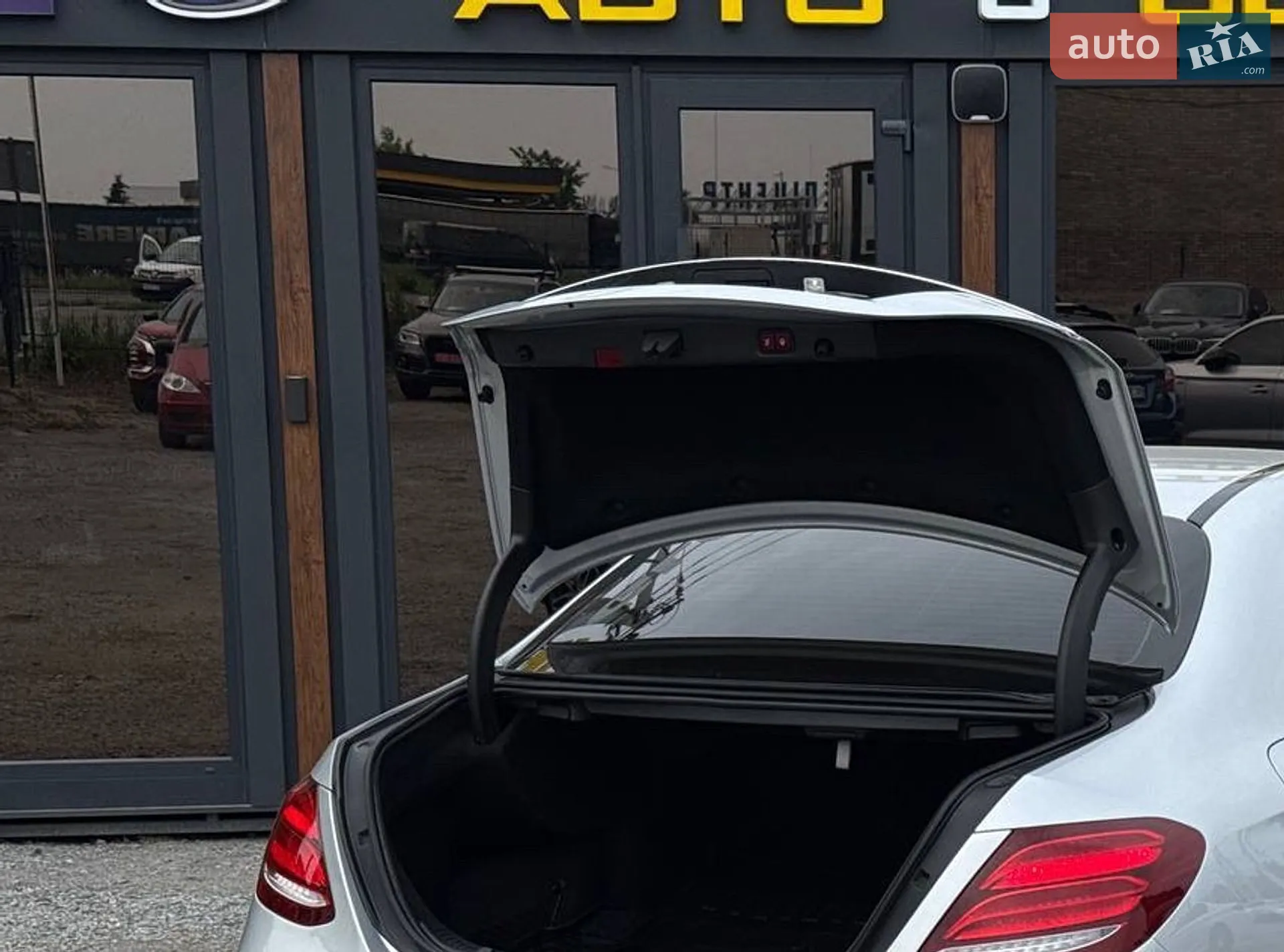 2020 Mercedes-Benz E-klasse - мініатюра 46
