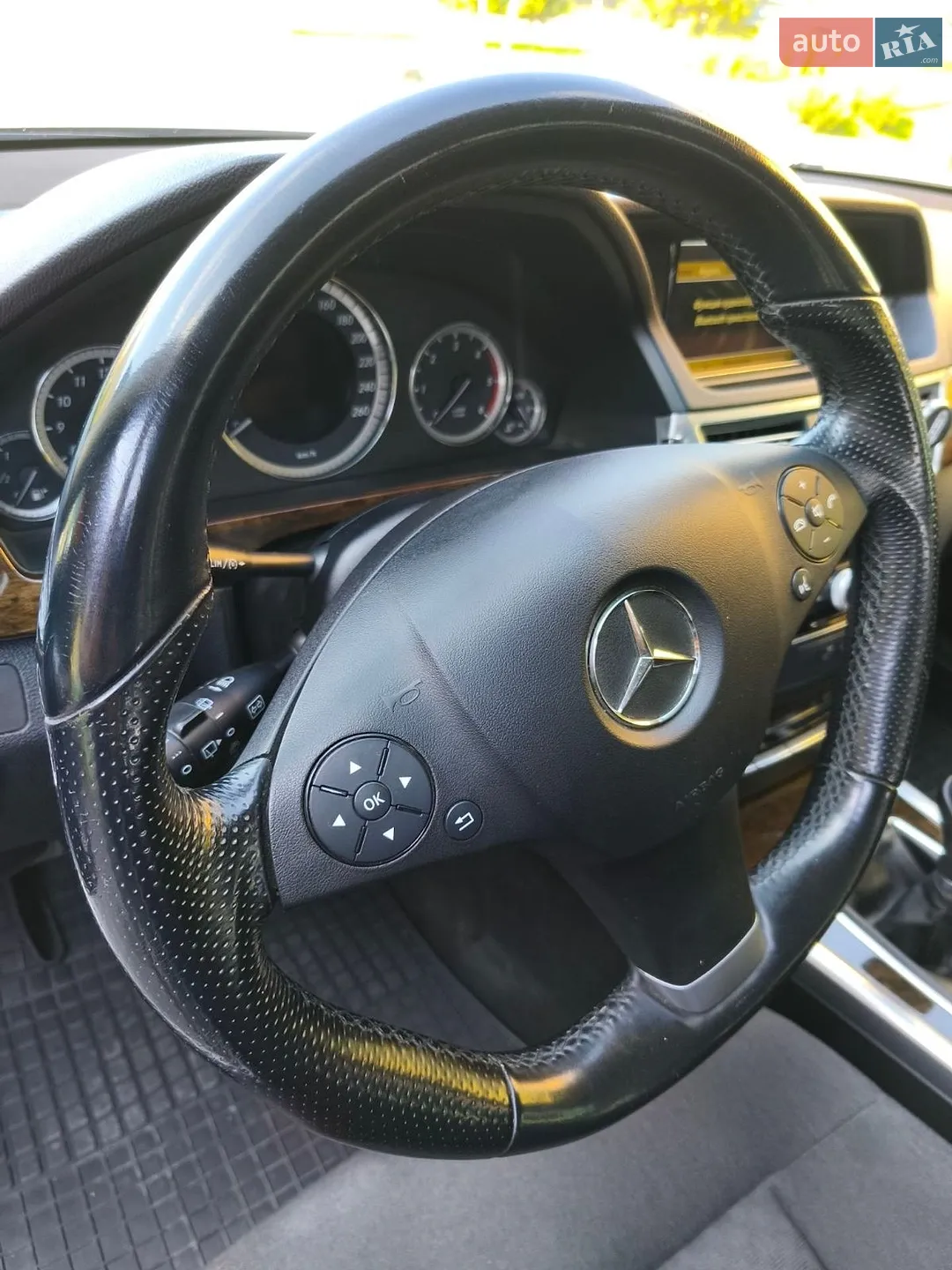 2011 Mercedes-Benz E-klasse - мініатюра 13