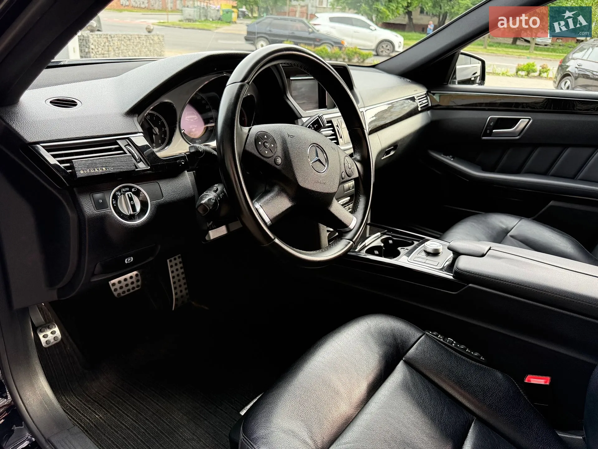2012 Mercedes-Benz E-klasse - мініатюра 10
