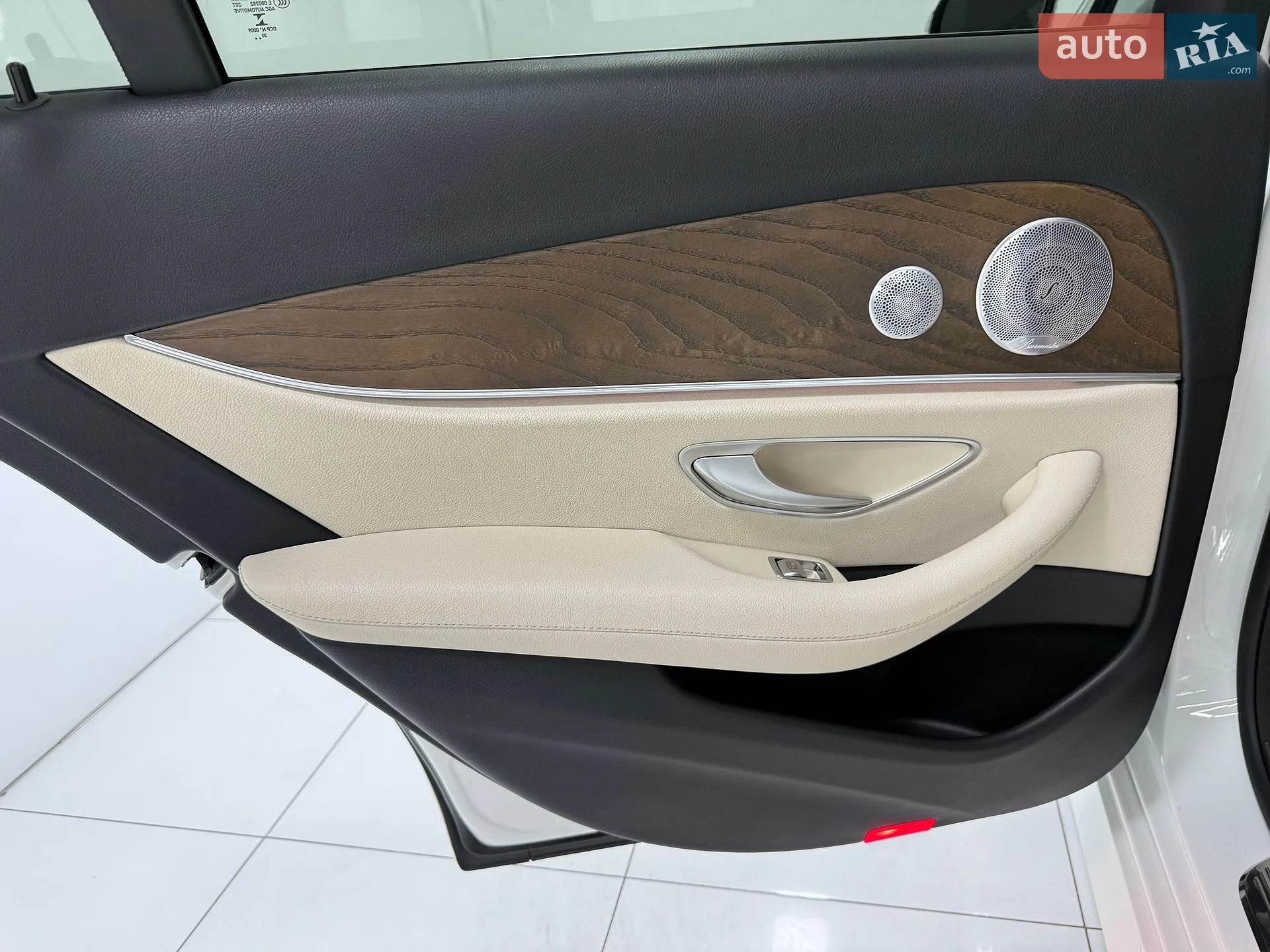 2020 Mercedes-Benz E-klasse - мініатюра 38