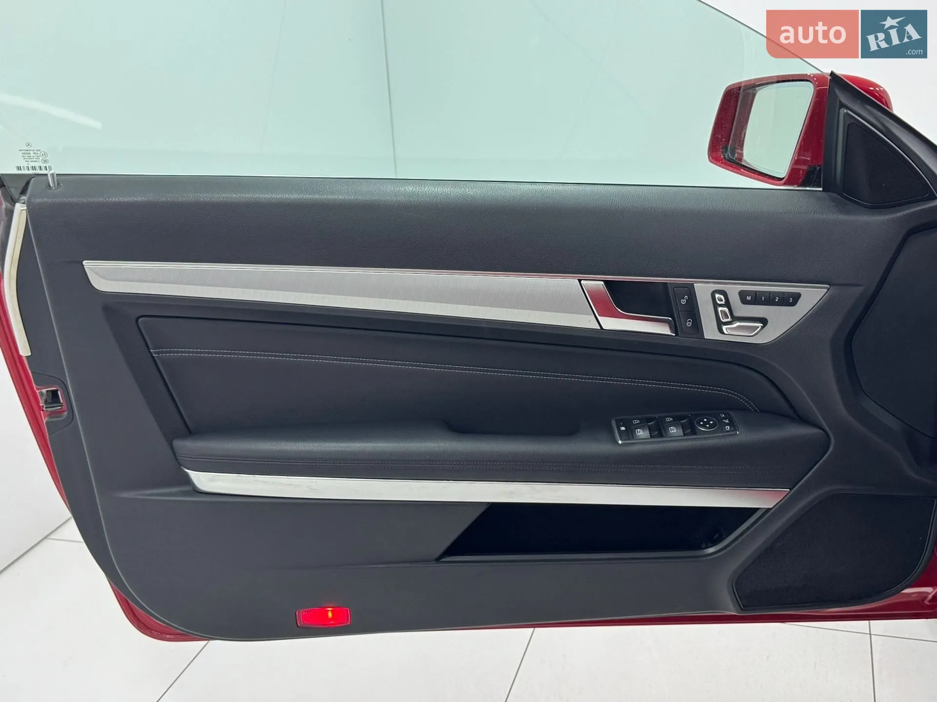 2013 Mercedes-Benz E-klasse - мініатюра 24